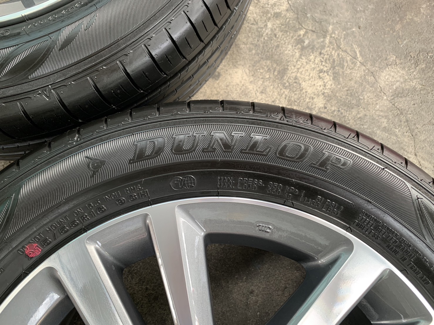 ล้อแม็กป้ายแดง Honda Civic FE รุ่นใหม่ ขอบ 16 พร้อมยางใหม่ป้ายแดง 215-55-16 Dunlop ปี 22 ล้อแม็กป้ายแดง Honda Civic FE รุ่นใหม่ ขอบ 16 พร้อมยางใหม่ป้ายแดง 215-55-16 Dunlop ปี 22