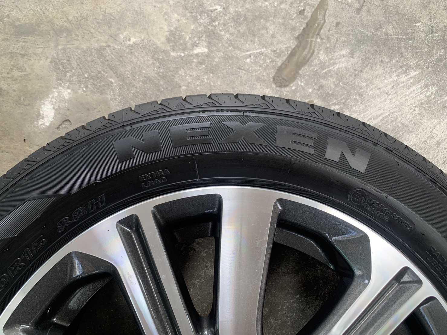 ล้อแม็ก Honda City ขอบ 15 เทาหน้าเงา พร้อมยาง 185-60-15 NEXEN ปี 22 สวยกริ๊บ ล้อแม็ก Honda City ขอบ 15 เทาหน้าเงา พร้อมยาง 185-60-15 NEXEN ปี 22 สวยกริ๊บ