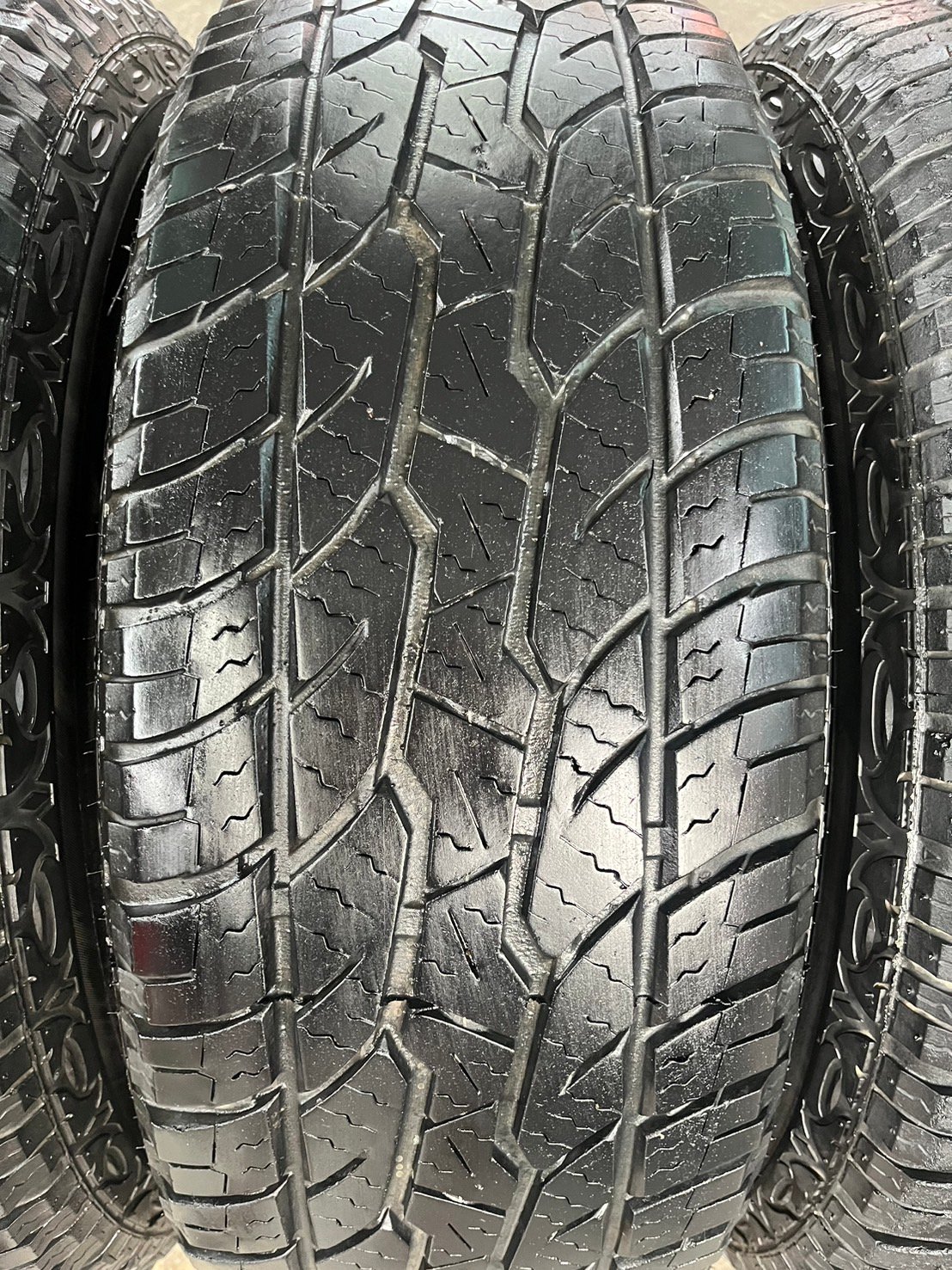 ล้อแม็ก Mitsu Pajero ก้านวาย ขอบ 17 พร้อมยาง 265-65-17 Maxxis ปี 19