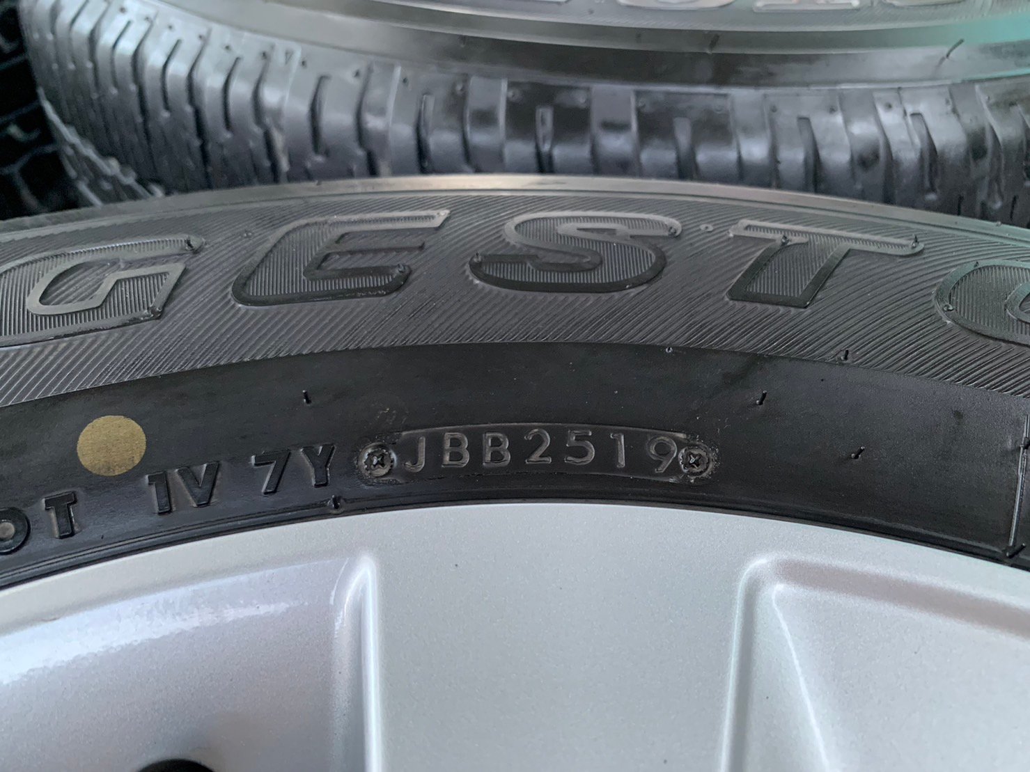 ล้อแม็ก Toyota Revo ตัวสูง ขอบ 17 พร้อมยาง 265-65-17 Bridgestone ปี 19 ล้อแม็ก Toyota Revo ตัวสูง ขอบ 17 พร้อมยาง 265-65-17 Bridgestone ปี 19