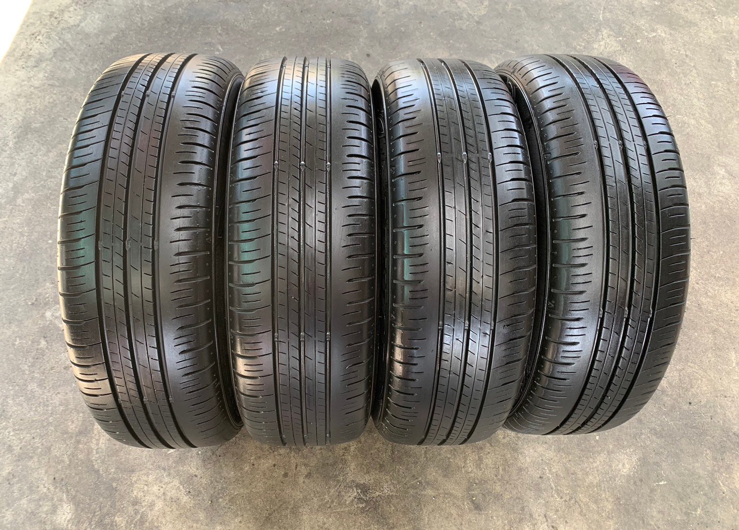 ล้อแม็ก Honda Mobilio ขอบ 15 ดำหน้าเงา พร้อมยาง 185-60-15 Dunlop ปี 20 ล้อแม็ก Honda Mobilio ขอบ 15 ดำหน้าเงา พร้อมยาง 185-60-15 Dunlop ปี 20