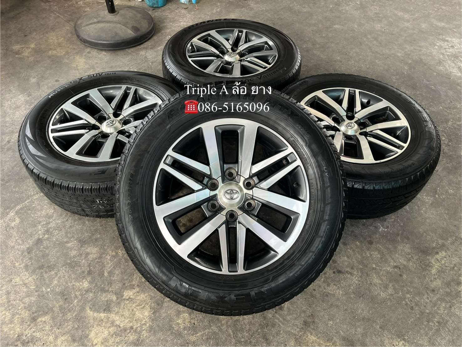 ล้อแม็กพร้อมยาง Toyota Fortuner ตัวท็อป ขอบ 18 เทาหน้าเงา