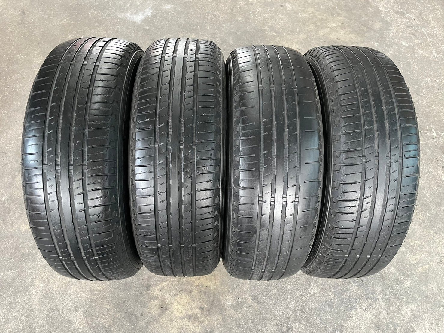 ล้อกระทะ 6รู139 Toyota ขอบ 17 แถมยาง 225-65-17 apollo ปี 19 ล้อกระทะ 6รู139 Toyota ขอบ 17 แถมยาง 225-65-17 apollo ปี 19