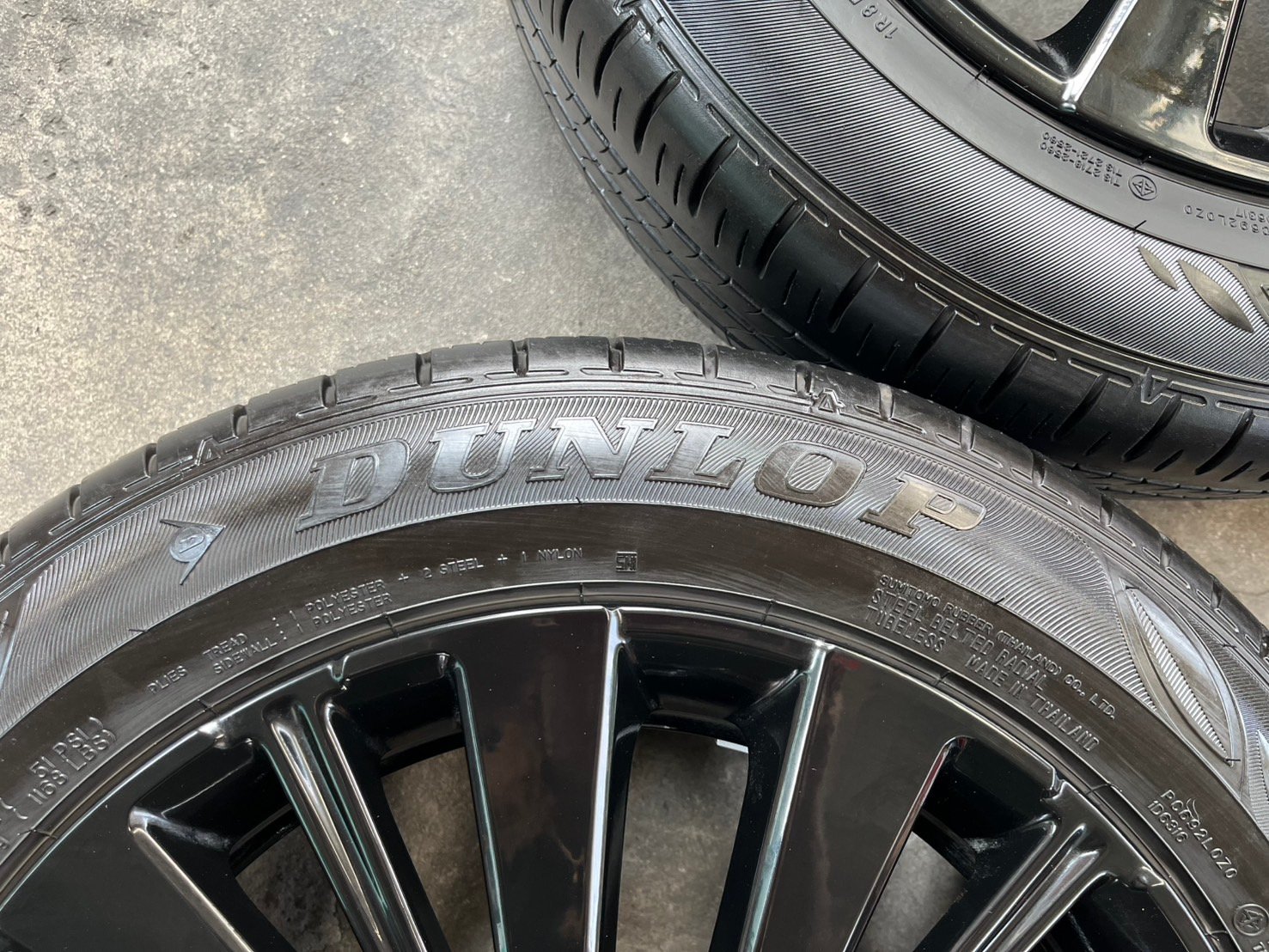 ล้อแม็ก Honda City Hatchback RS รุ่นใหม่ล่าสุด ขอบ 16 สีดำ พร้อมยาง 185-60-16 Dunlop ปี 24 ล้อแม็ก Honda City Hatchback RS รุ่นใหม่ล่าสุด ขอบ 16 สีดำ พร้อมยาง 185-60-16 Dunlop ปี 24