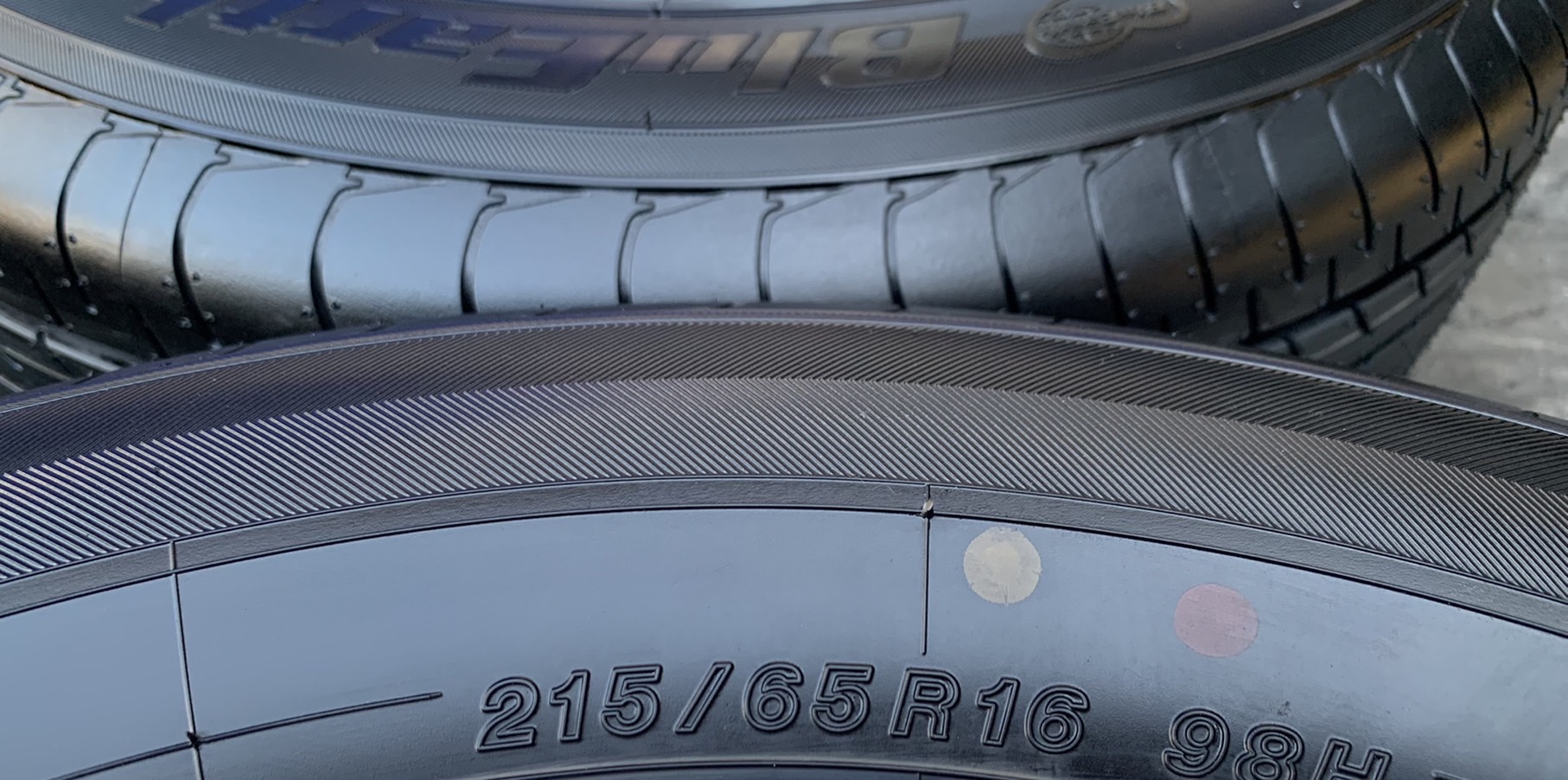 ยางป้ายแดง 215-65-16 Yokohama Made in JAPAN ปี 21