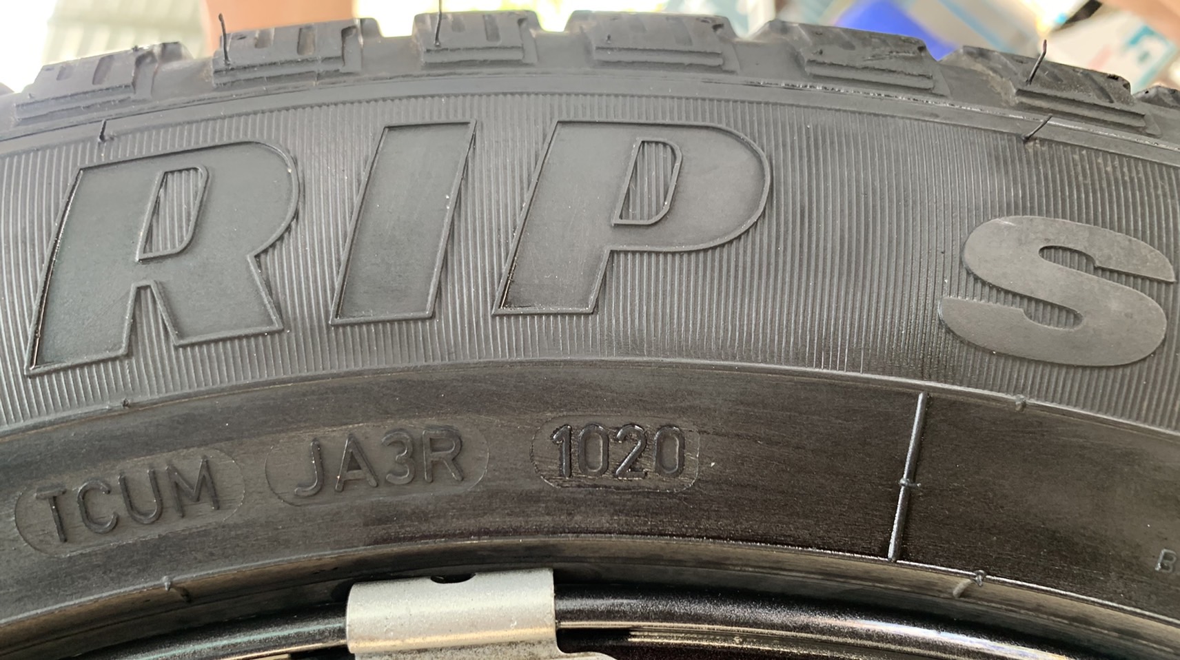 ล้อแม็ก Ford Everest รุ่นใหม่ ขอบ 20 เทาหน้าเงา พร้อมยาง 265-50-20 GoodYear ปี 20 ล้อแม็ก Ford Everest รุ่นใหม่ ขอบ 20 เทาหน้าเงา พร้อมยาง 265-50-20 GoodYear ปี 20