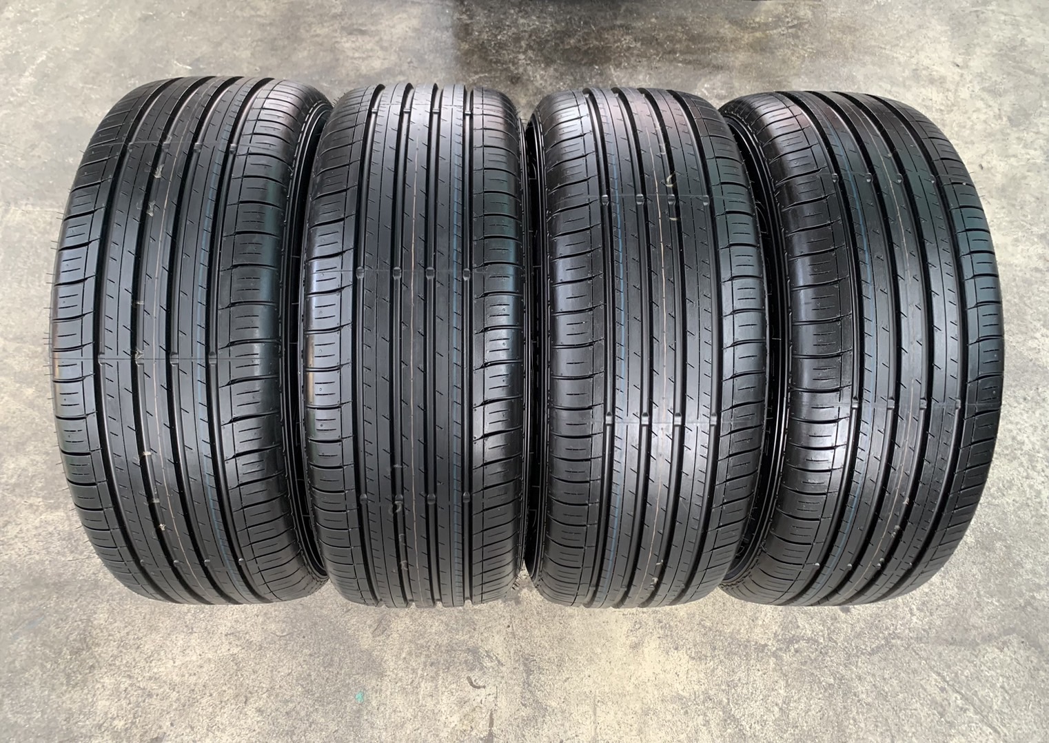 ล้อแม็กป้ายแดง Honda Civic FE รุ่นใหม่ ขอบ 16 พร้อมยางใหม่ป้ายแดง 215-55-16 Dunlop ปี 22 ล้อแม็กป้ายแดง Honda Civic FE รุ่นใหม่ ขอบ 16 พร้อมยางใหม่ป้ายแดง 215-55-16 Dunlop ปี 22