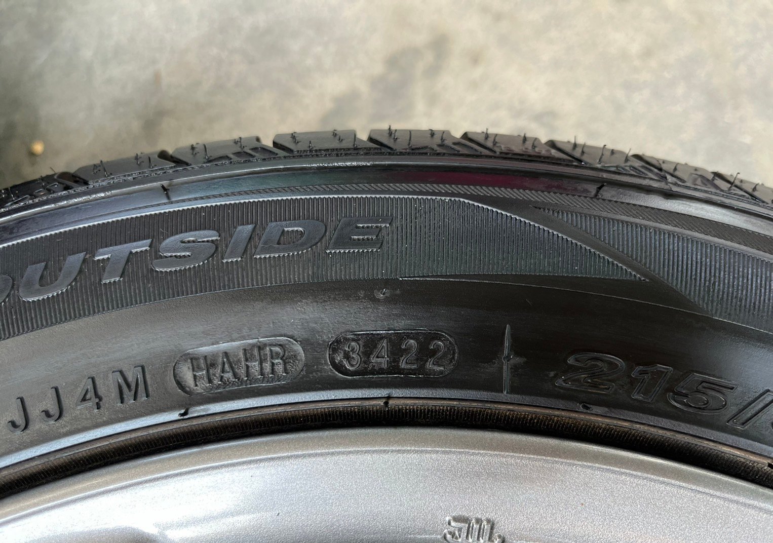 ล้อแม็ก 5รู100 Toyota Wish ขอบ 17 สีเทา พร้อมยาง 215-50-17 NEXEN ปี 22 สวยกริ๊บ
