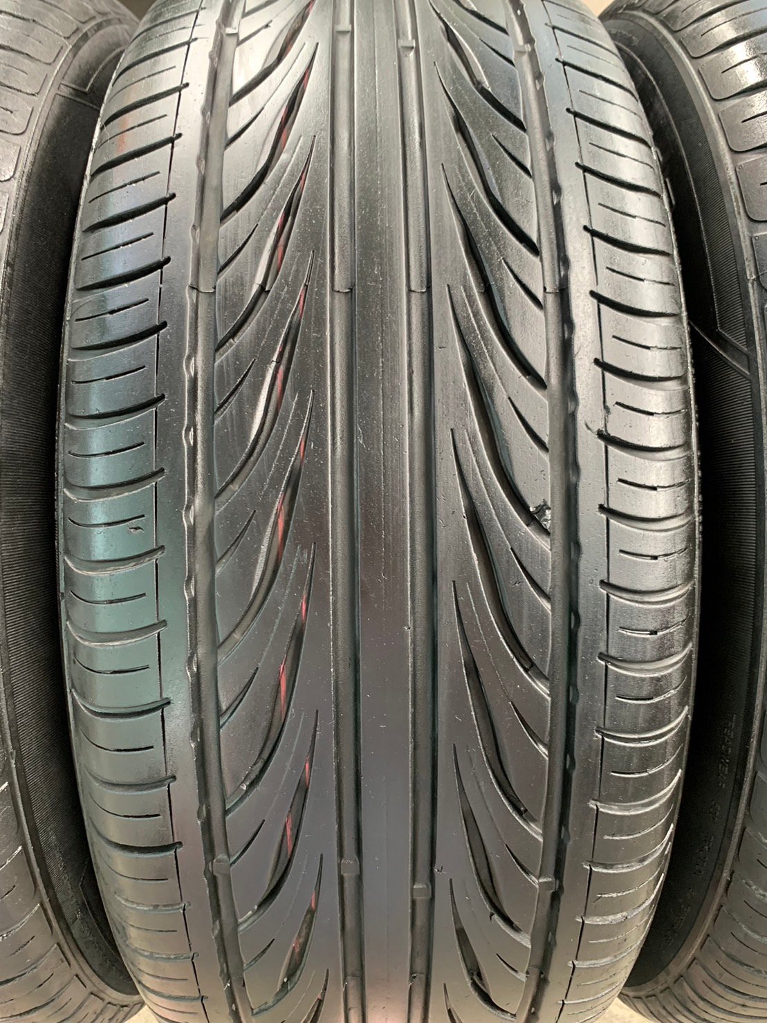 ล้อแม็ก 6รู139 SHOGUN ขอบ 20 พร้อมยาง 265-50-20 Deestone ปี 20 ล้อแม็ก 6รู139 SHOGUN ขอบ 20 พร้อมยาง 265-50-20 Deestone ปี 20