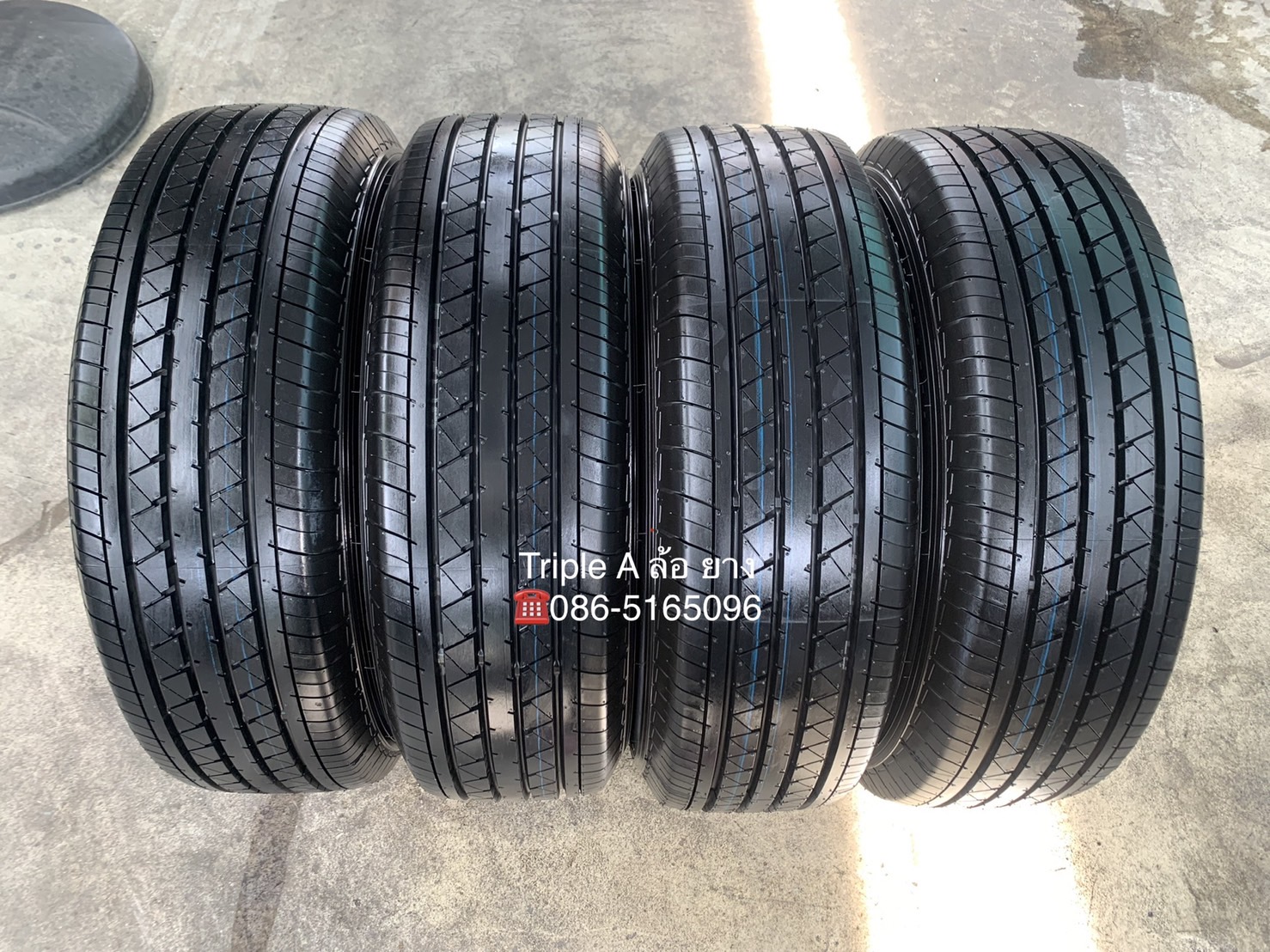 ยางป้ายแดง 205-70-15 Yokohama ปี 22 สวยกริ๊บๆ เหมาะสำหรับ รถกระบะตัวเตี้ย รถกระบะสายบรรทุก