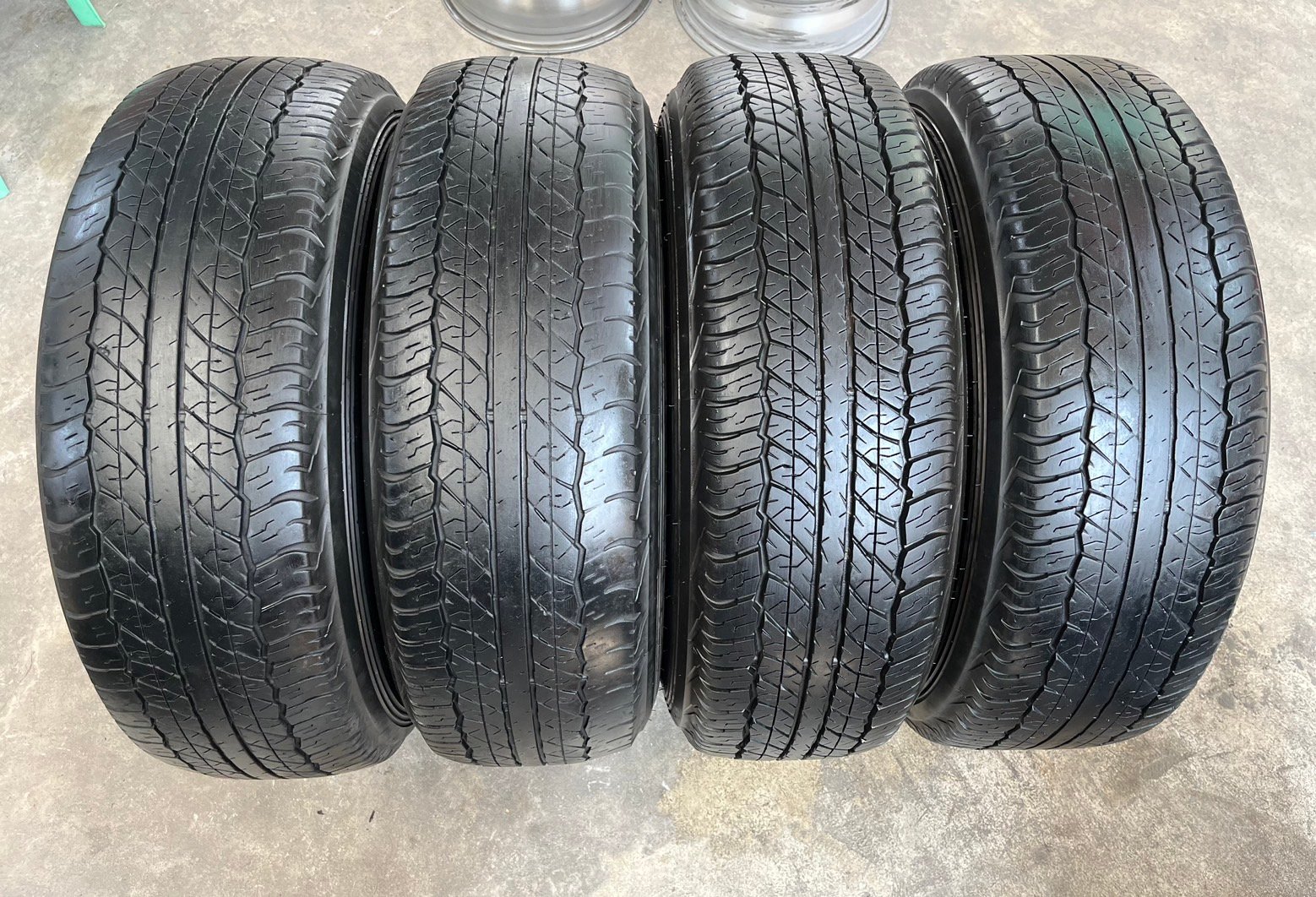 ล้อแม็ก Ford Ranger ขอบ 16 พร้อมยาง 255-70-16 Dunlop ปี 19