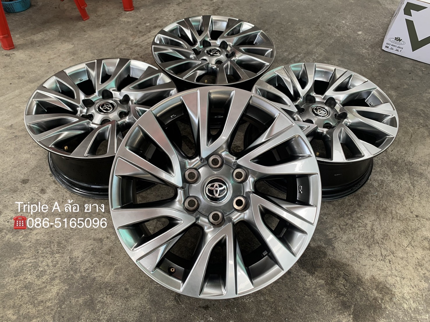 ล้อแม็กป้ายแดง Toyota Fortuner รุ่นใหม่ล่าสุด ขอบ 18 สีไฮเปอร์