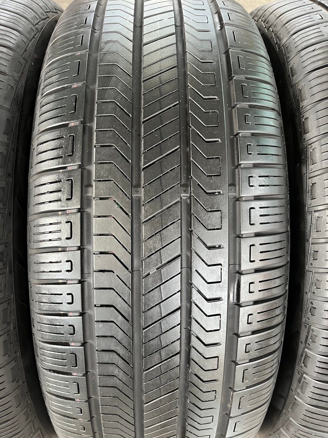 ล้อแม็ก Toyota Fortuner TRDแท้ ขอบ 20 ดำหน้าเงา พร้อมยาง 265-50-20 Continental ปี 23