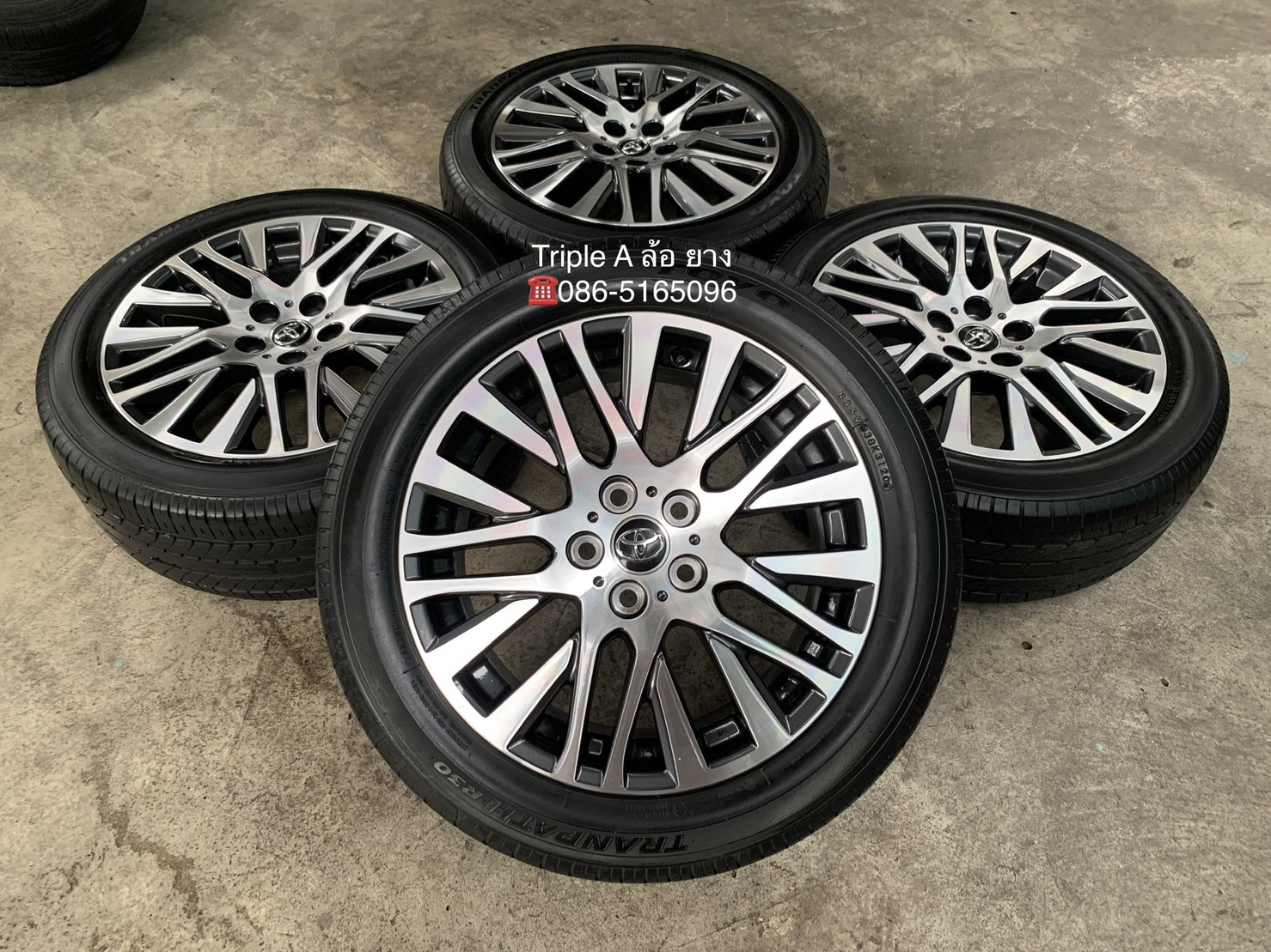 ล้อแม็ก Toyota Alphard Vellfire ขอบ 18 พร้อมยาง 235-50-18 TOYO JAPAN ปี 20
