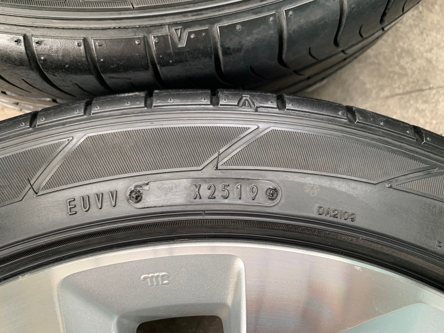 ล้อแม็ก Honda Accord G9 ขอบ 18 บอร์นหน้าเงา พร้อมยาง 235-45-18 Dunlop ปี 19 ล้อแม็ก Honda Accord G9 ขอบ 18 บอร์นหน้าเงา พร้อมยาง 235-45-18 Dunlop ปี 19