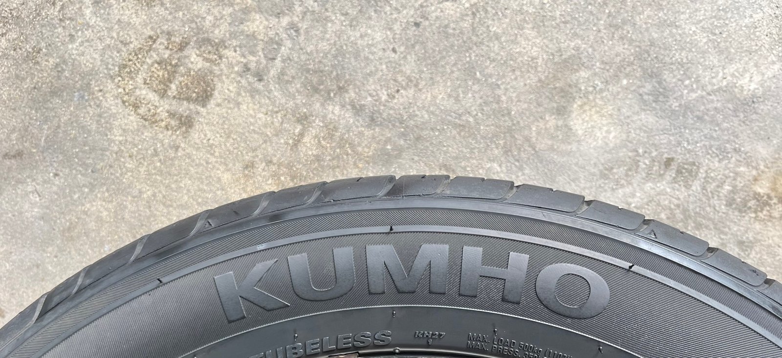 ล้อกระทะ 4รู100 Honda ขอบ 15 พร้อมยาง 185-60-15 KUMHO ปี 18