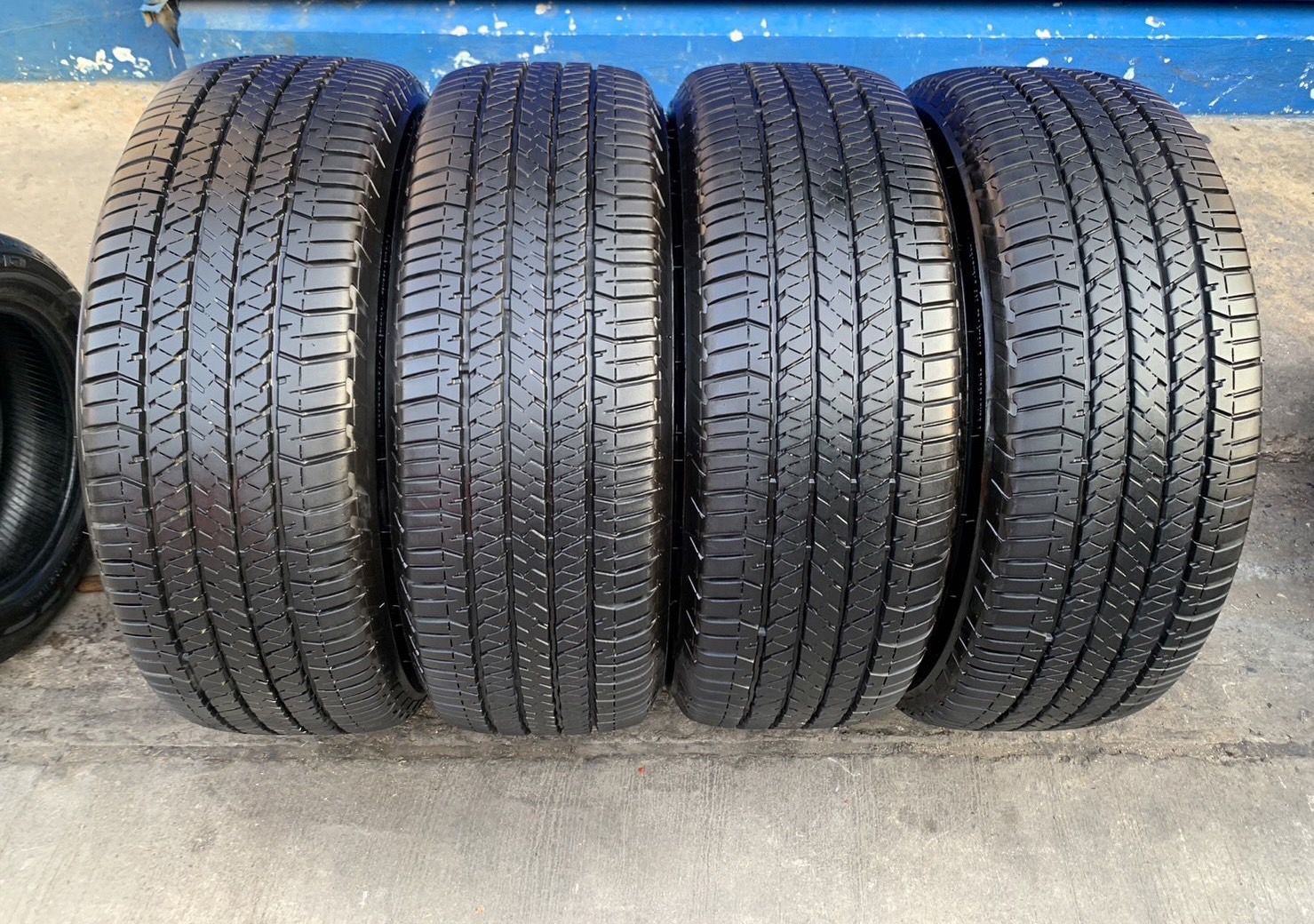 ล้อแม็กป้ายแดง Mitsu Triton รุ่นใหม่ล่าสุด ขอบ 18 เทาหน้าเงา พร้อมยาง 265-60-18 Bridgestone ปี 20 ล้อแม็กป้ายแดง Mitsu Triton รุ่นใหม่ล่าสุด ขอบ 18 เทาหน้าเงา พร้อมยาง 265-60-18 Bridgestone ปี 20