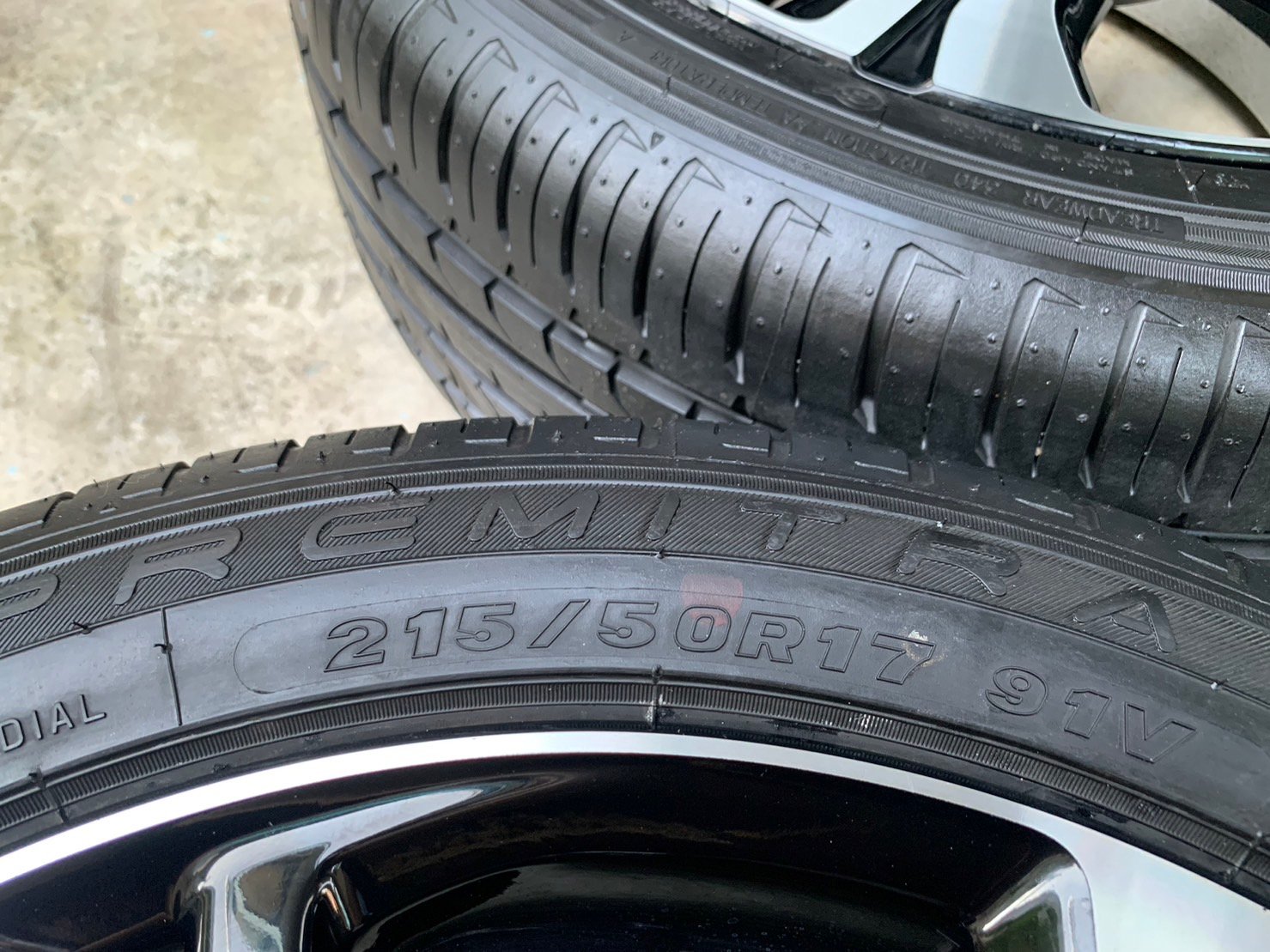 ล้อแม็ก Honda Civic Turbo RS ขอบ 17 ดำหน้าเงา พร้อมยางใหม่ป้ายแดง 215-50-17 Maxxis ปี 22 ล้อแม็ก Honda Civic Turbo RS ขอบ 17 ดำหน้าเงา พร้อมยางใหม่ป้ายแดง 215-50-17 Maxxis ปี 22