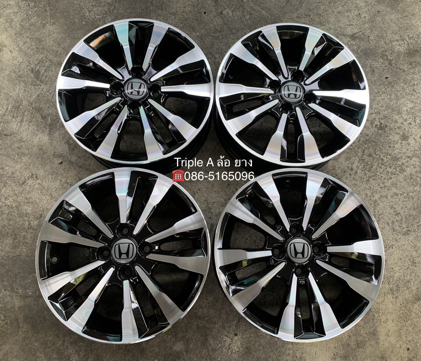 ล้อแม็ก Honda City ขอบ 15 ดำหน้าเงา สวยกริ๊บ ล้อแม็ก Honda City ขอบ 15 ดำหน้าเงา สวยกริ๊บ