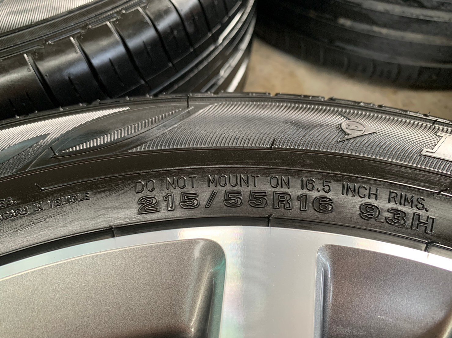 น้องๆป้ายแดง ปี 23 ล้อแม็กพร้อมยาง Honda Civic FE รุ่นใหม่ ขอบ 16 เทาหน้าเงา สวยมาก น้องๆป้ายแดง ปี 23 ล้อแม็กพร้อมยาง Honda Civic FE รุ่นใหม่ ขอบ 16 เทาหน้าเงา สวยมาก