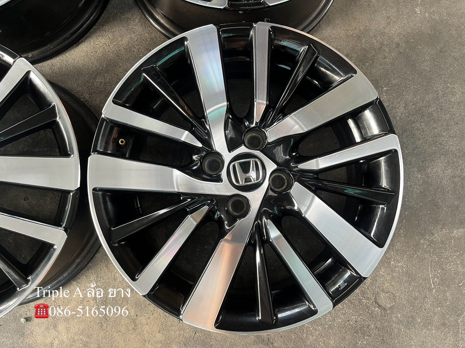 ล้อแม็ก 4รู100 Honda City รุ่นใหม่ ขอบ 16 ดำหน้าเงา