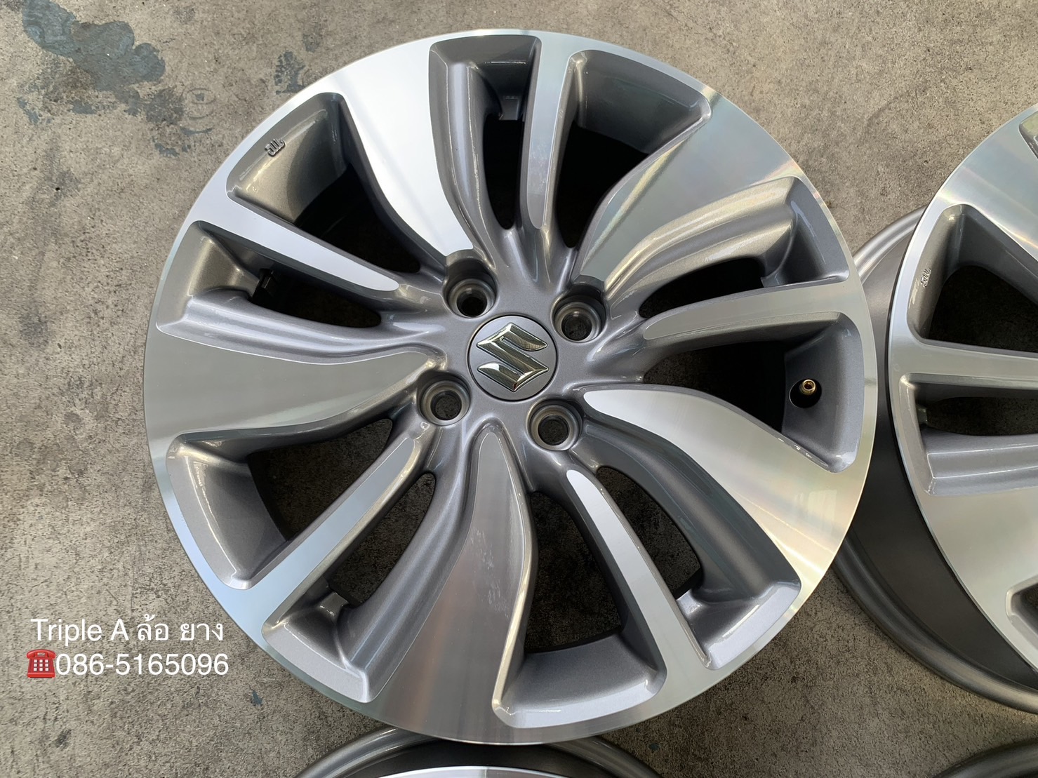 ล้อแม็กป้ายแดง Suzuki Swift รุ่นใหม่ล่าสุด ขอบ 16 เทาหน้าเงา สวยกริ๊บ ล้อแม็กป้ายแดง Suzuki Swift รุ่นใหม่ล่าสุด ขอบ 16 เทาหน้าเงา สวยกริ๊บ