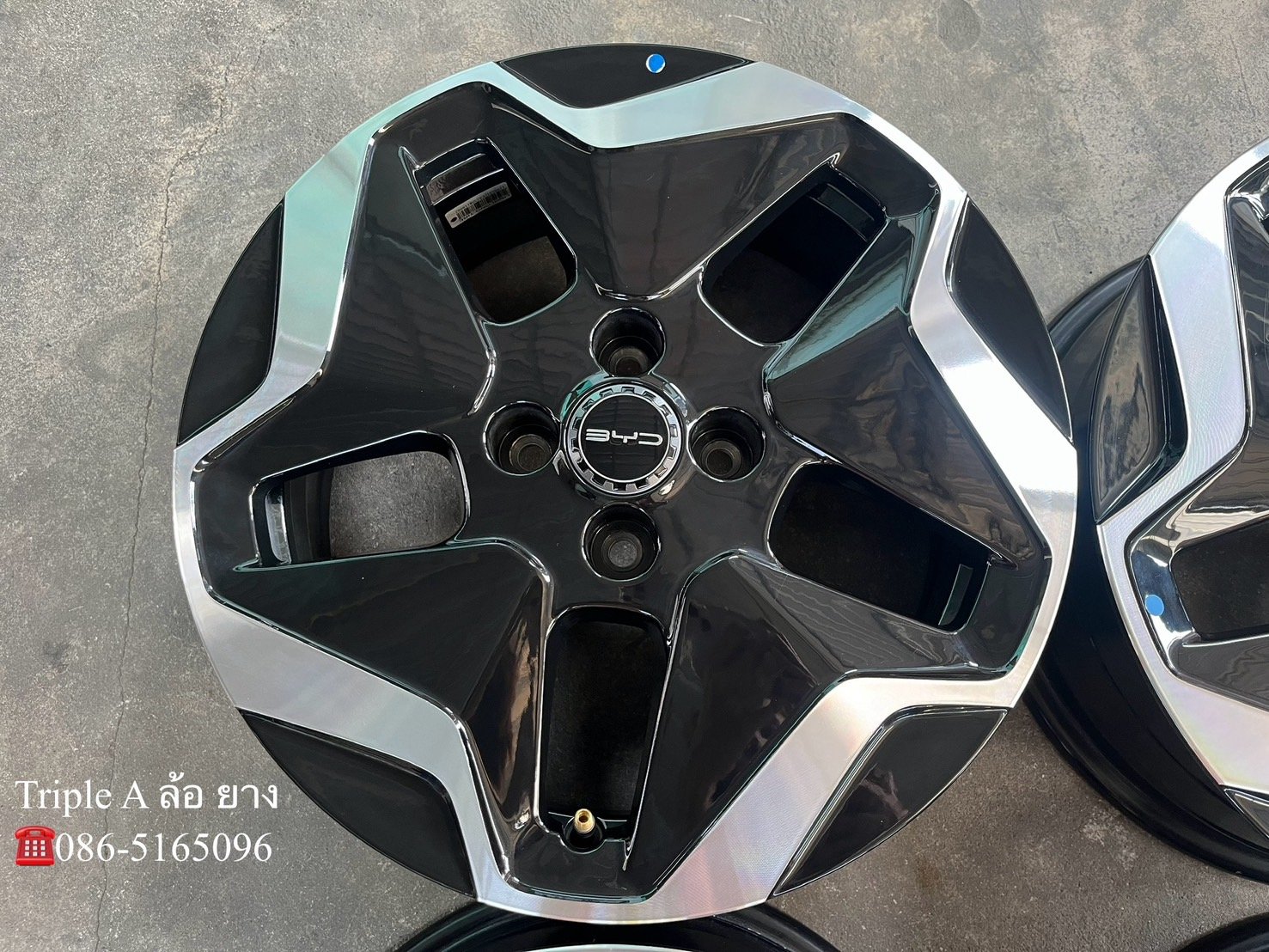 ล้อแม็กป้ายแดง 4รู100 BYD รุ่นใหม่ล่าสุด ขอบ 16 ดำหน้าเงา ล้อแม็กป้ายแดง 4รู100 BYD รุ่นใหม่ล่าสุด ขอบ 16 ดำหน้าเงา