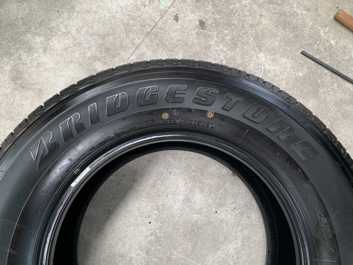 ยางใหม่ป้ายแดง 265-65-17 Bridgestone ปี 22 ใหม่ยกห้าง ถอดจากโชว์รูม