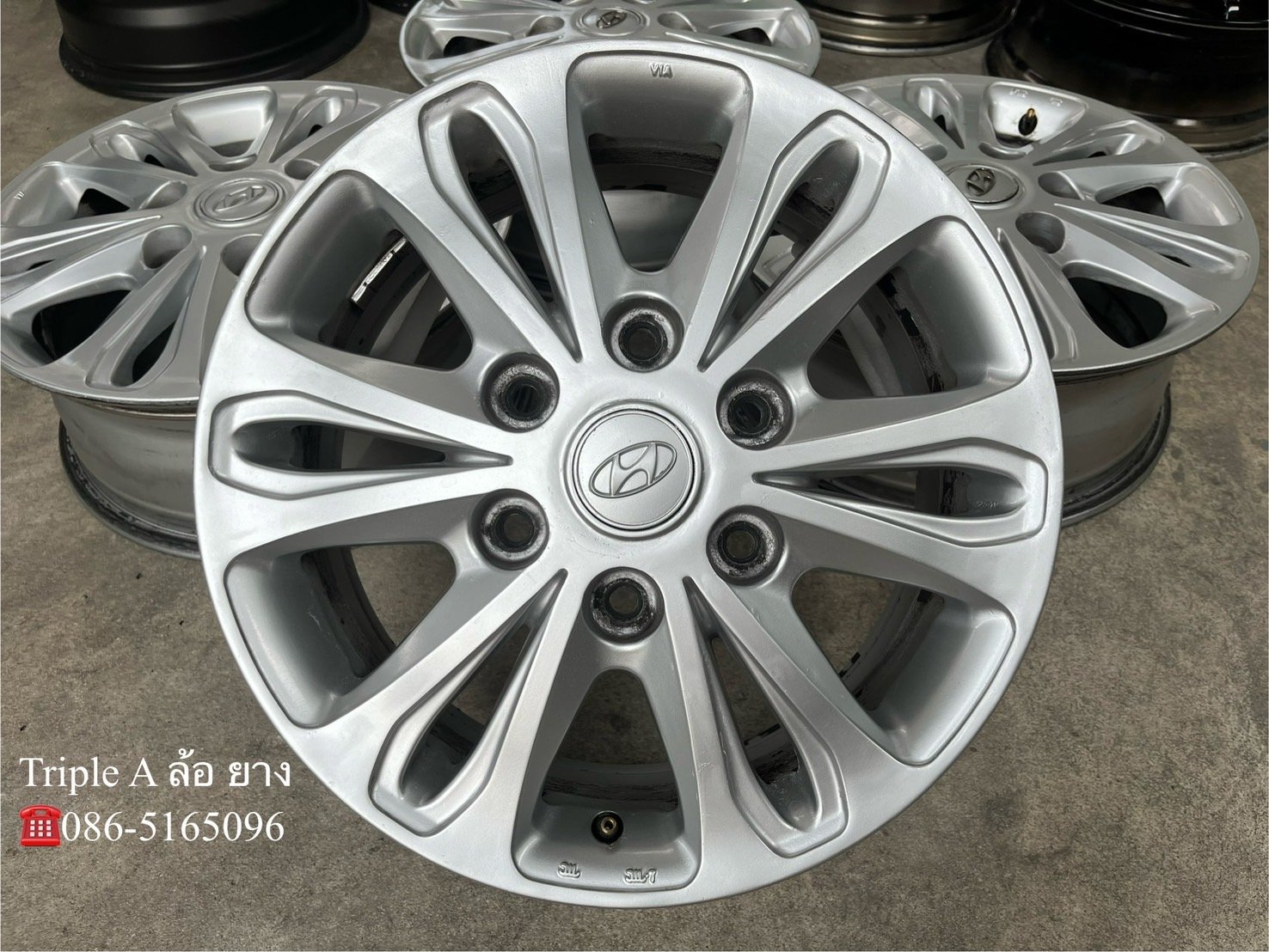 ล้อแม็ก ฮุนได Hyundai H1 ขอบ 16 สีบอร์น ล้อแม็ก ฮุนได Hyundai H1 ขอบ 16 สีบอร์น