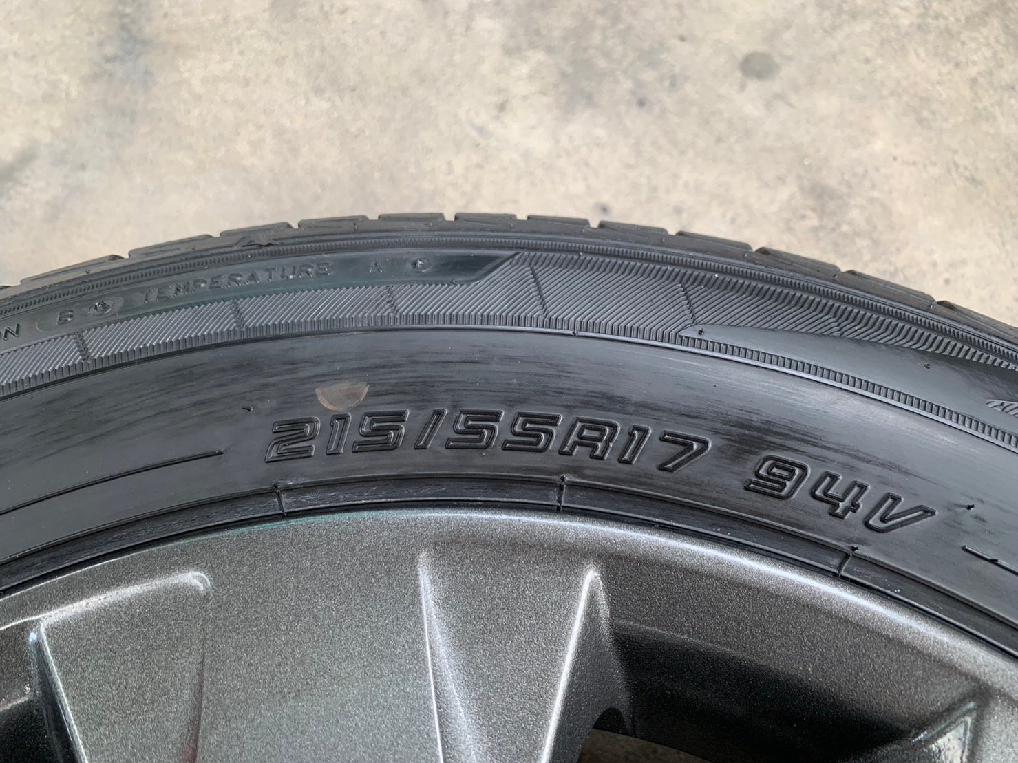 ล้อแม็ก Honda Accord G8 ขอบ 17 สีเทากัน พร้อมยาง 215-55-17 Dunlop ปี 20 ล้อแม็ก Honda Accord G8 ขอบ 17 สีเทากัน พร้อมยาง 215-55-17 Dunlop ปี 20