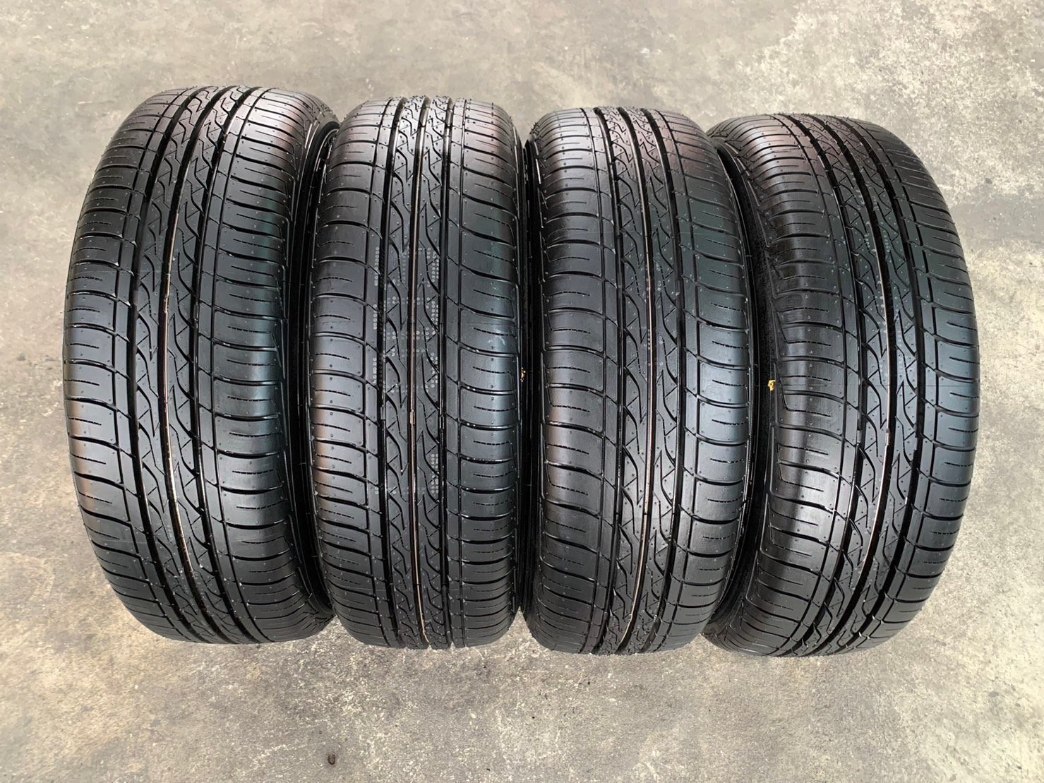 ล้อแม็กป้ายแดง 4รู100 Toyota ขอบ 15 พร้อมยางใหม่ป้ายแดง 185-60-15 Maxxis ปี 22 ล้อแม็กป้ายแดง 4รู100 Toyota ขอบ 15 พร้อมยางใหม่ป้ายแดง 185-60-15 Maxxis ปี 22