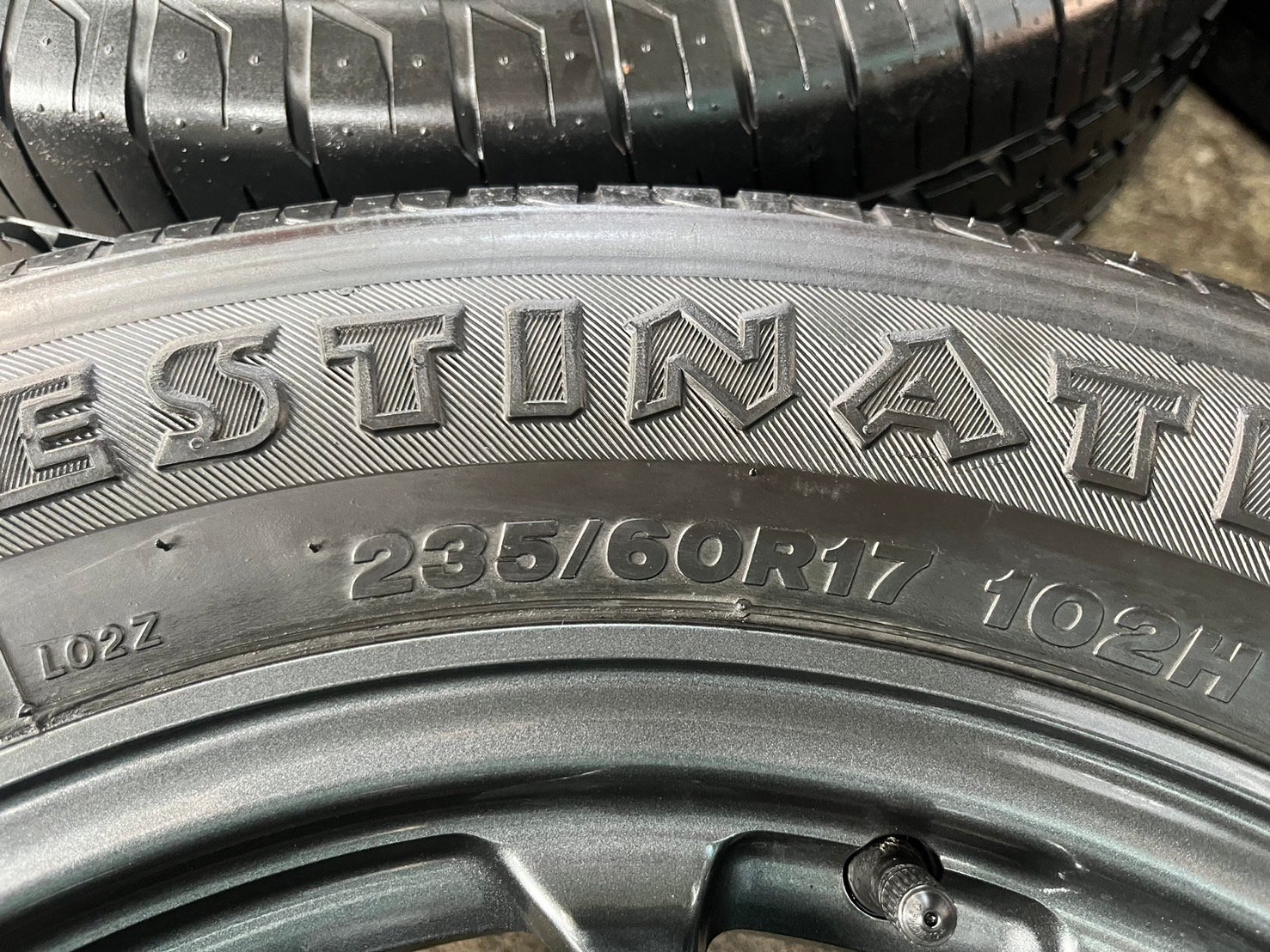 ล้อแม็กป้ายแดง Toyota Revo Z Edition GR Sport ขอบ 17 แถมยาง 235-60-17 Firestone ปี 19 ล้อแม็กป้ายแดง Toyota Revo Z Edition GR Sport ขอบ 17 แถมยาง 235-60-17 Firestone ปี 19