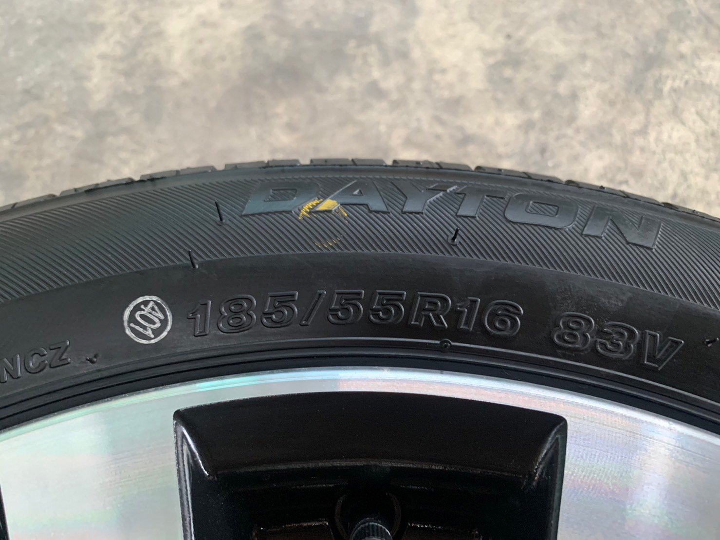 ล้อแม็ก Honda City ก้านคู่ ขอบ 16 ดำหน้าเงา พร้อมยางใหม่ 185-55-16 DAYTON By Bridgestone ปี 23 ล้อแม็ก Honda City ก้านคู่ ขอบ 16 ดำหน้าเงา พร้อมยางใหม่ 185-55-16 DAYTON By Bridgestone ปี 23