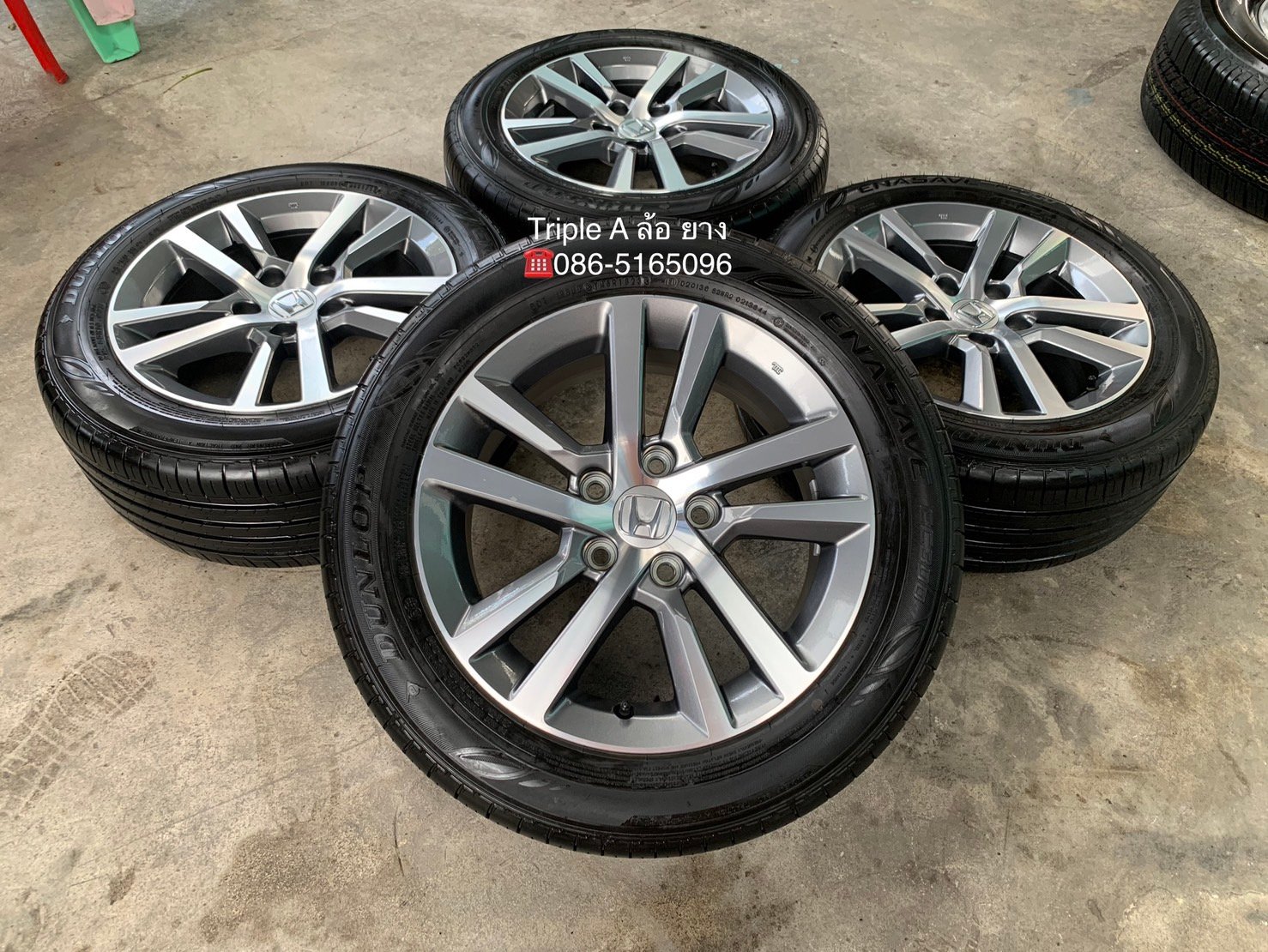 น้องๆป้ายแดง ปี 23 ล้อแม็กพร้อมยาง Honda Civic FE รุ่นใหม่ ขอบ 16 เทาหน้าเงา สวยมาก