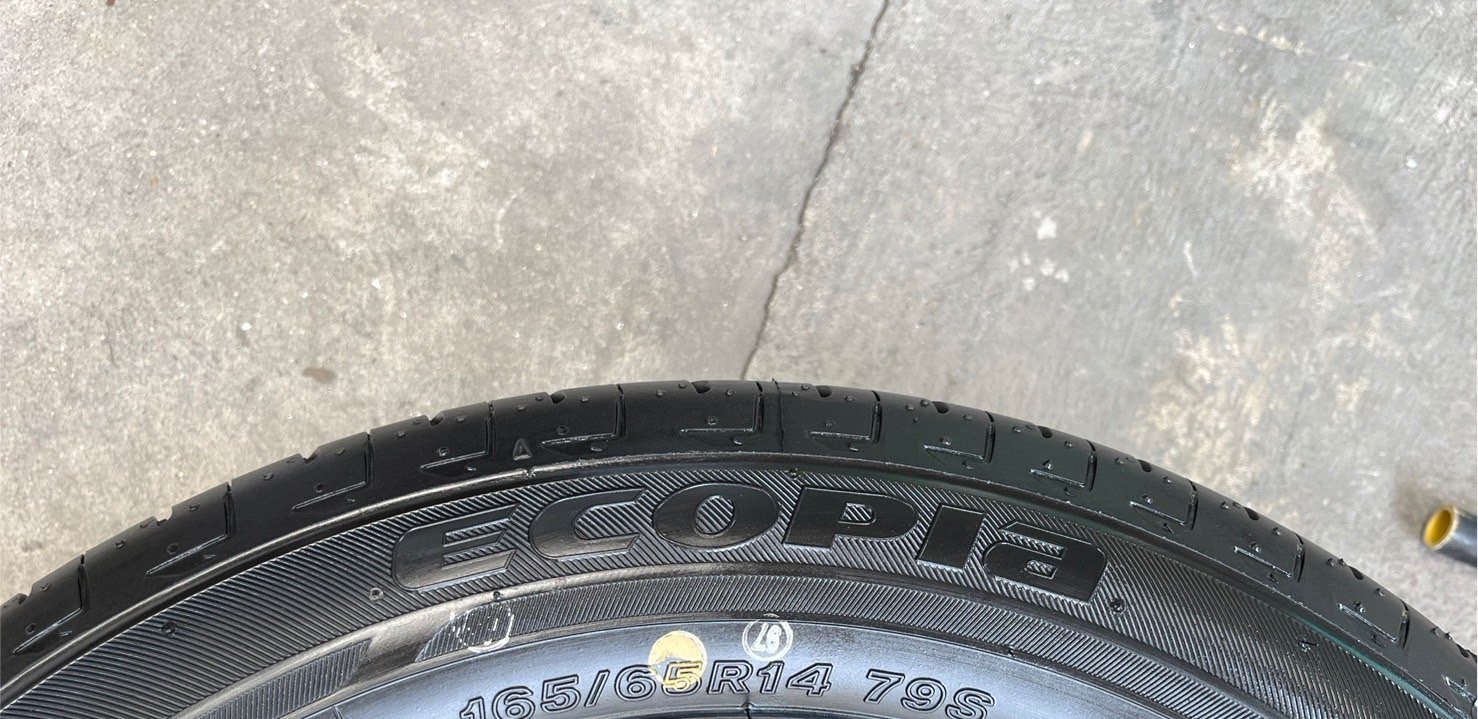 ยางใหม่ป้ายแดง 165-65-14 Bridgestone ใหม่กริ๊บ