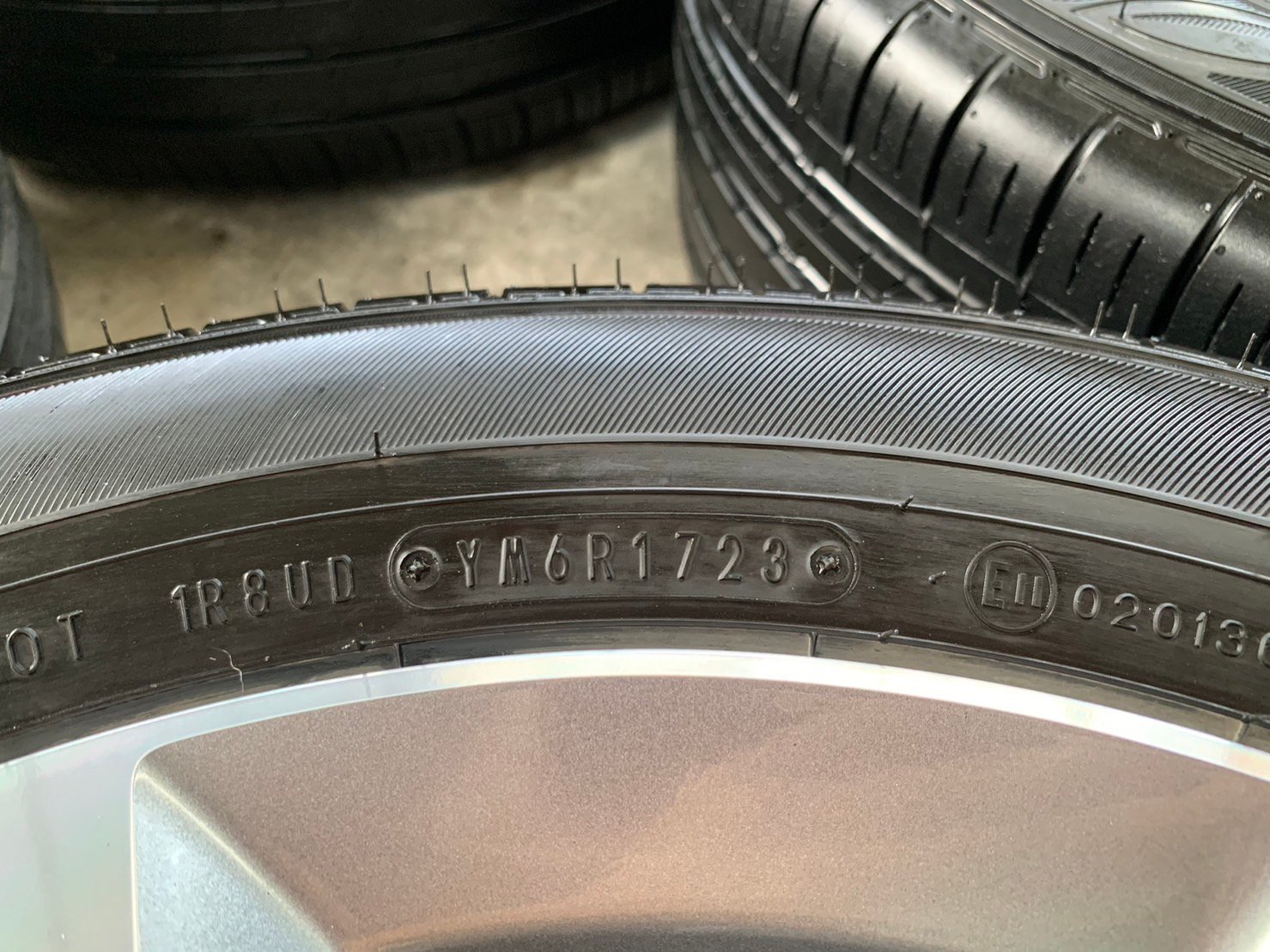 น้องๆป้ายแดง ปี 23 ล้อแม็กพร้อมยาง Honda Civic FE รุ่นใหม่ ขอบ 16 เทาหน้าเงา สวยมาก น้องๆป้ายแดง ปี 23 ล้อแม็กพร้อมยาง Honda Civic FE รุ่นใหม่ ขอบ 16 เทาหน้าเงา สวยมาก