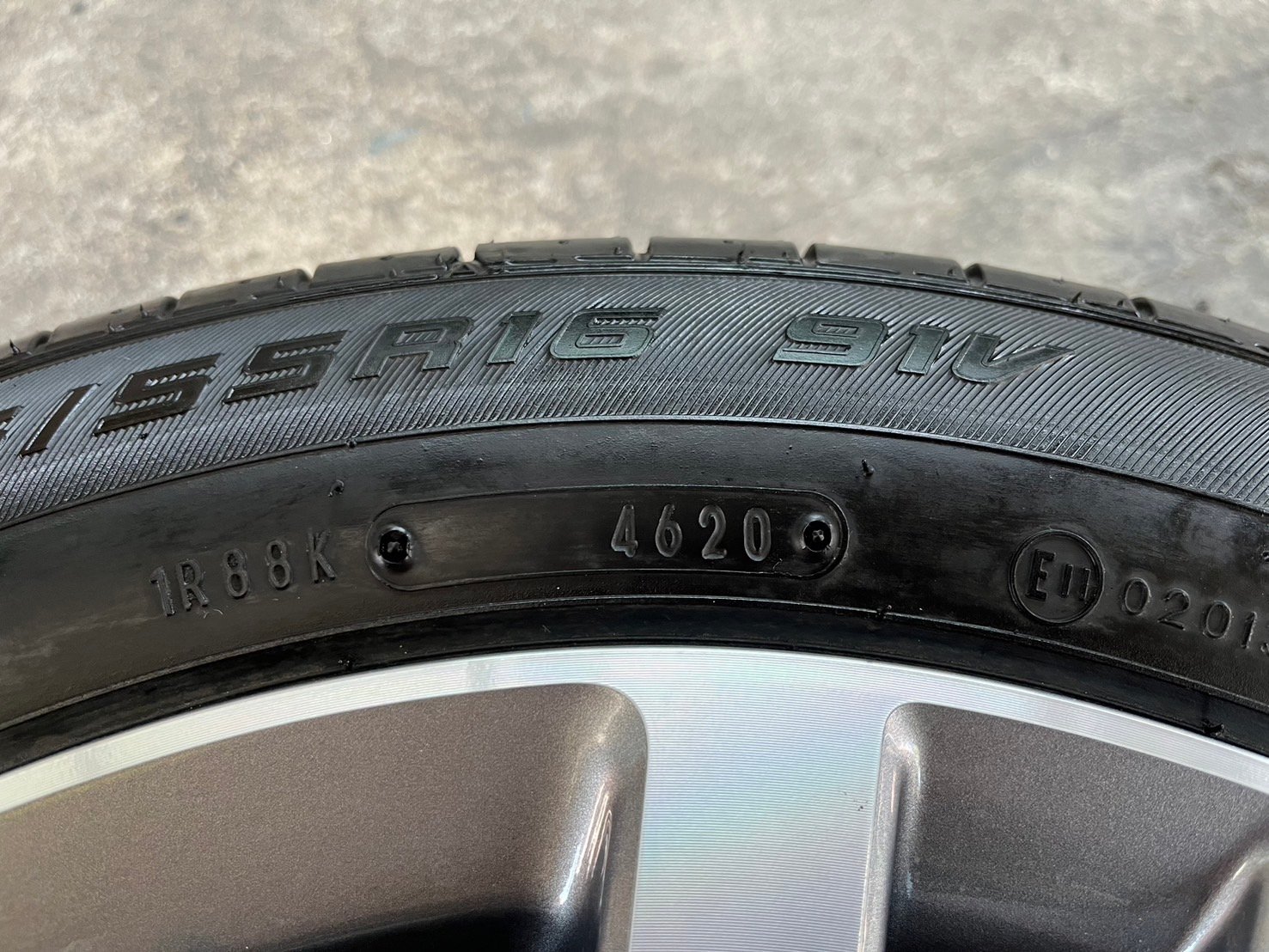 ล้อแม็กป้ายแดง Honda Civic FE รุ่นใหม่ ขอบ 16 พร้อมยาง 205-55-16 Dunlop ปลายปี 20 ล้อแม็กป้ายแดง Honda Civic FE รุ่นใหม่ ขอบ 16 พร้อมยาง 205-55-16 Dunlop ปลายปี 20