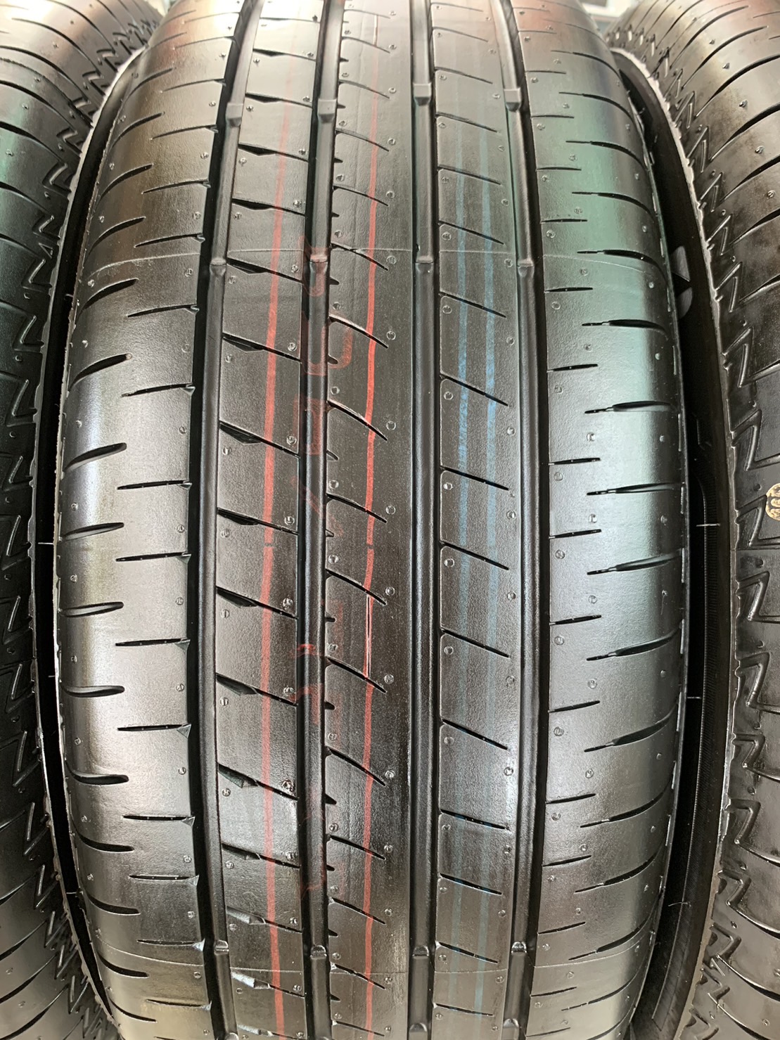 ล้อแม็กป้ายแดง Toyota Revo Z Edition รุ่นพิเศษ 60 ปี ขอบ 17 พร้อมยางป้ายแดง 215-55-17 Bridgestone ปลายปี 22 ใหม่กริ๊บ ล้อแม็กป้ายแดง Toyota Revo Z Edition รุ่นพิเศษ 60 ปี ขอบ 17 พร้อมยางป้ายแดง 215-55-17 Bridgestone ปลายปี 22 ใหม่กริ๊บ