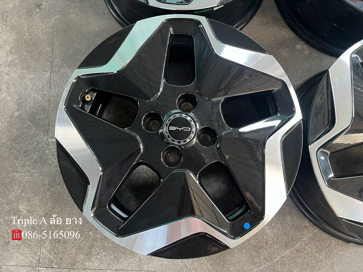 ล้อแม็กป้ายแดง 4รู100 BYD รุ่นใหม่ล่าสุด ขอบ 16 ดำหน้าเงา ล้อแม็กป้ายแดง 4รู100 BYD รุ่นใหม่ล่าสุด ขอบ 16 ดำหน้าเงา