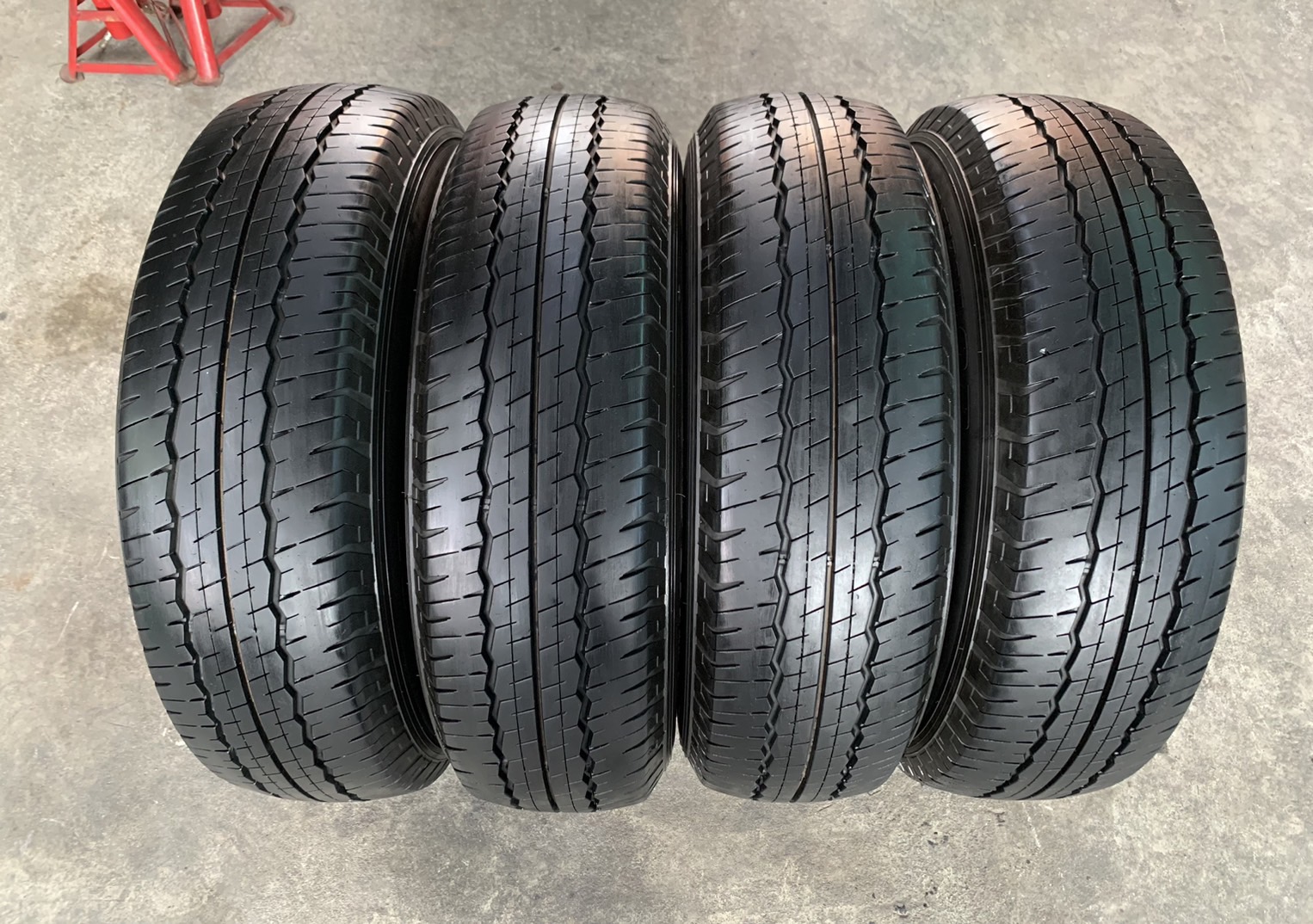 ล้อแม็ก ISUZU X-Series ขอบ 16 พร้อมยาง 215-70-16 Dunlop ปลายปี 20 ล้อแม็ก ISUZU X-Series ขอบ 16 พร้อมยาง 215-70-16 Dunlop ปลายปี 20