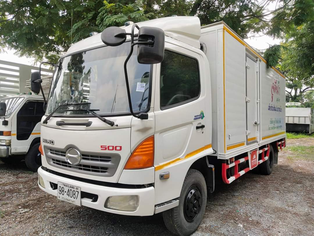 ขายค่ะ HINO FC9J  175 แรงม้า ปี2551  ตู้บรรทุก ยาว  5.50ม.(ใช้กระบะมีเปลี่ยนให้นะคะ)