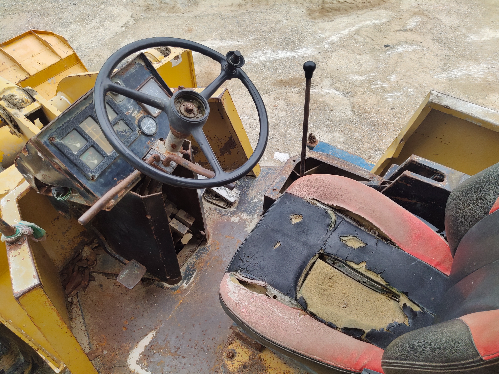 ขายด่วน!!รถตักล้อยางKomatsu WA150 รถใช้งานได้ ราคาที่คุณเป็นเจ้าของได้เลย ขายด่วน!!รถตักล้อยางKomatsu WA150 รถใช้งานได้ ราคาที่คุณเป็นเจ้าของได้เลย