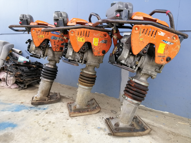 ขายเครื่องตบดินจิงโจ้HitachiZV55Rเบนซิน4จังหวะOHC ขายเครื่องตบดินจิงโจ้HitachiZV55Rเบนซิน4จังหวะOHC