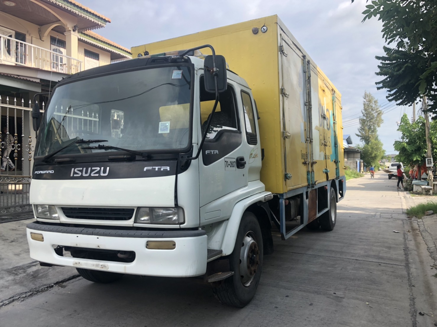 ขาย Isuzu FTR Deca 200 แรง พร้อมใช้ รถห้าง ขายด่วน