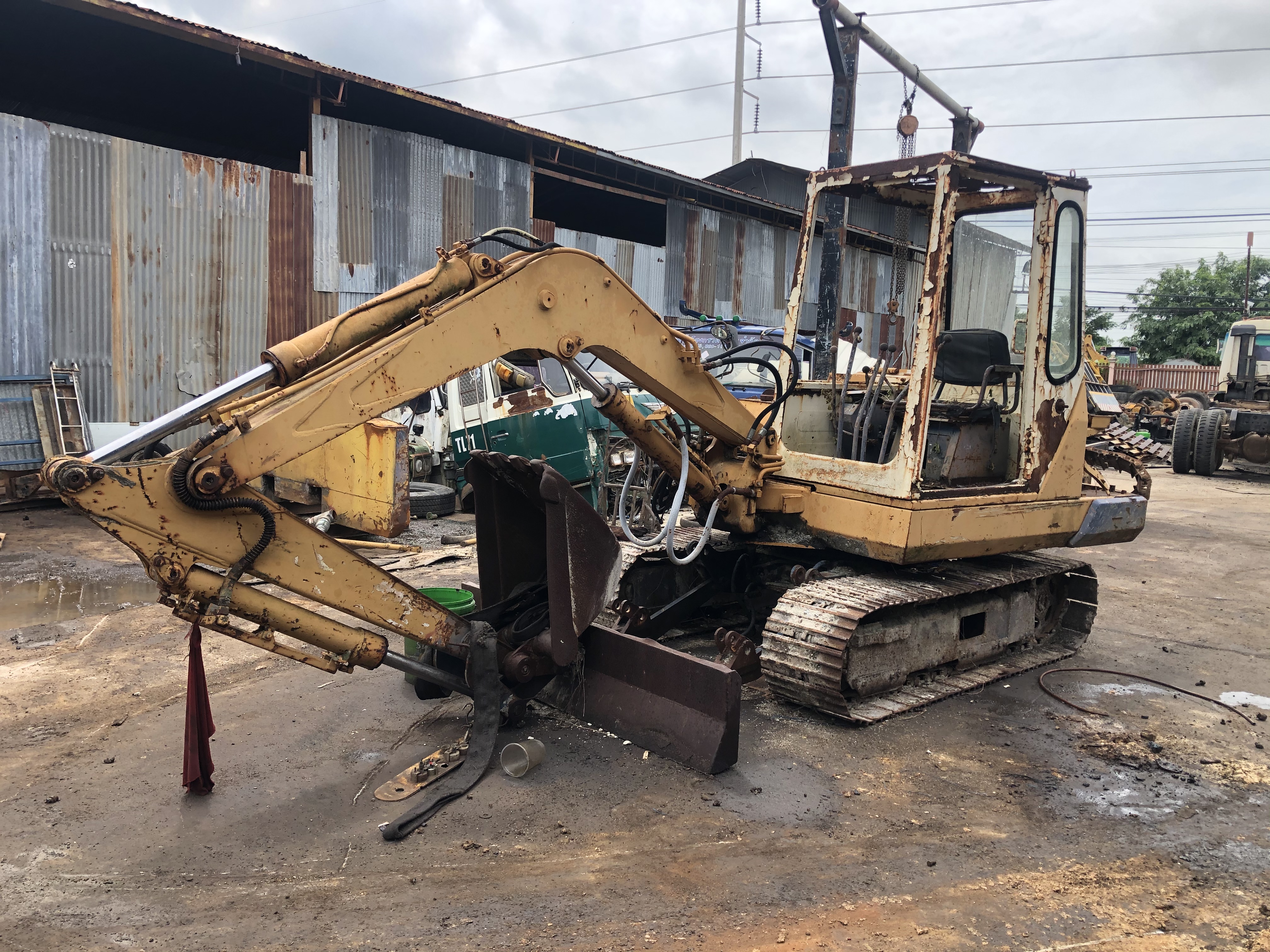แยก อะไหล่KOMATSU PC40-1 เก่านอก 