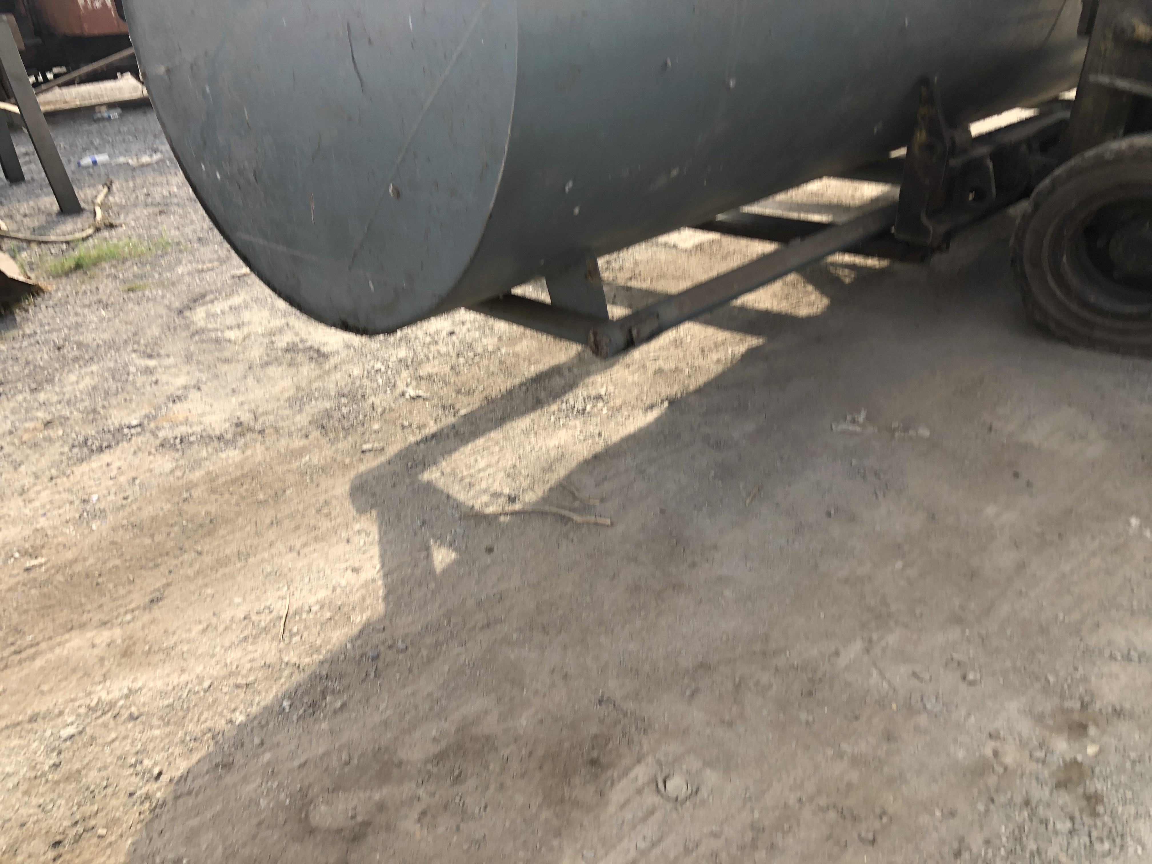 ขายแท้ง น้ำมัน ขนาด10000ลิตร (ไม่มีห้องกั้น)