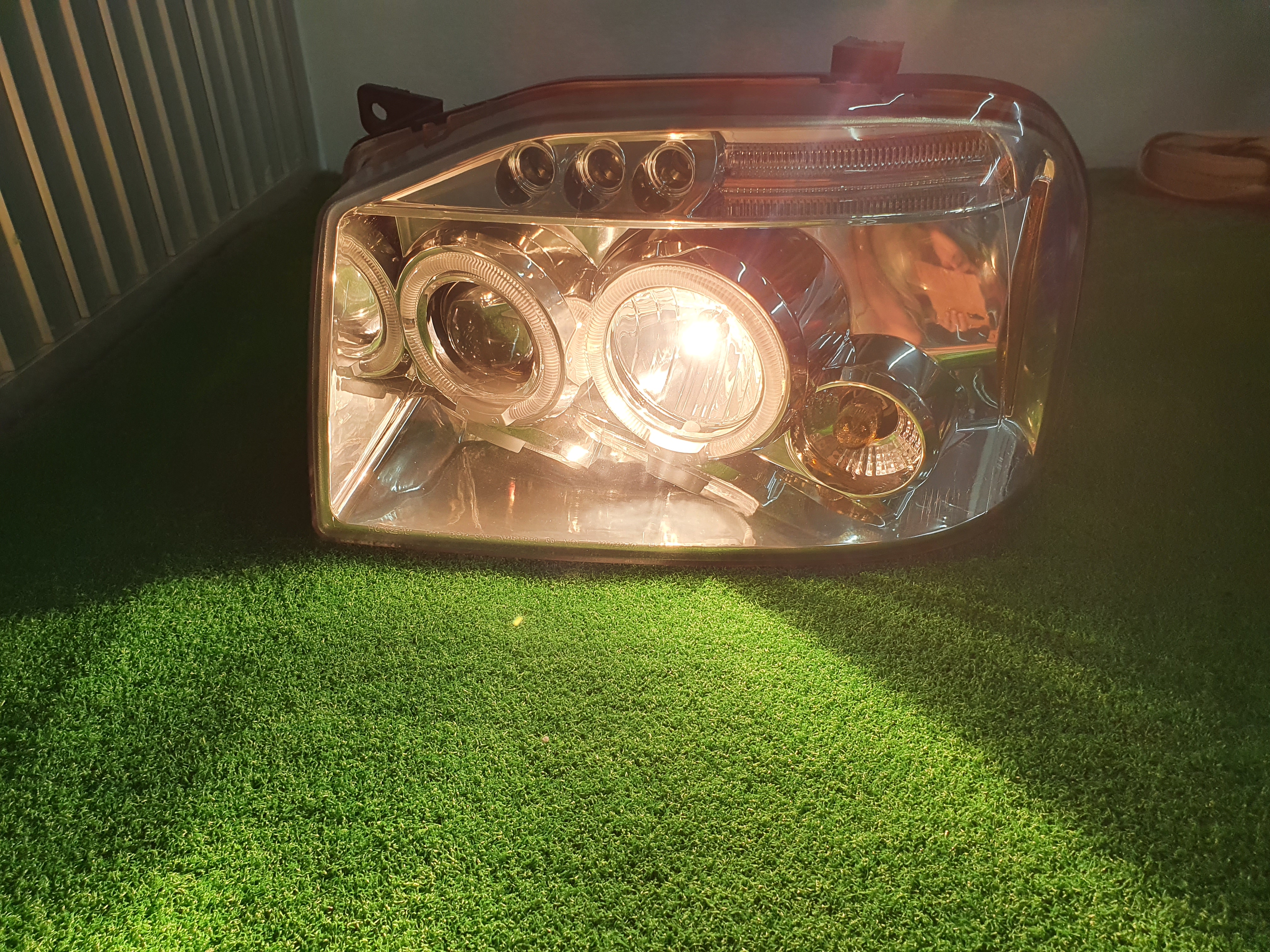 ไฟหน้าโปรเจคเตอร์ NISSAN FRONTIER D22 ไฟหน้าโปรเจคเตอร์ NISSAN FRONTIER D22