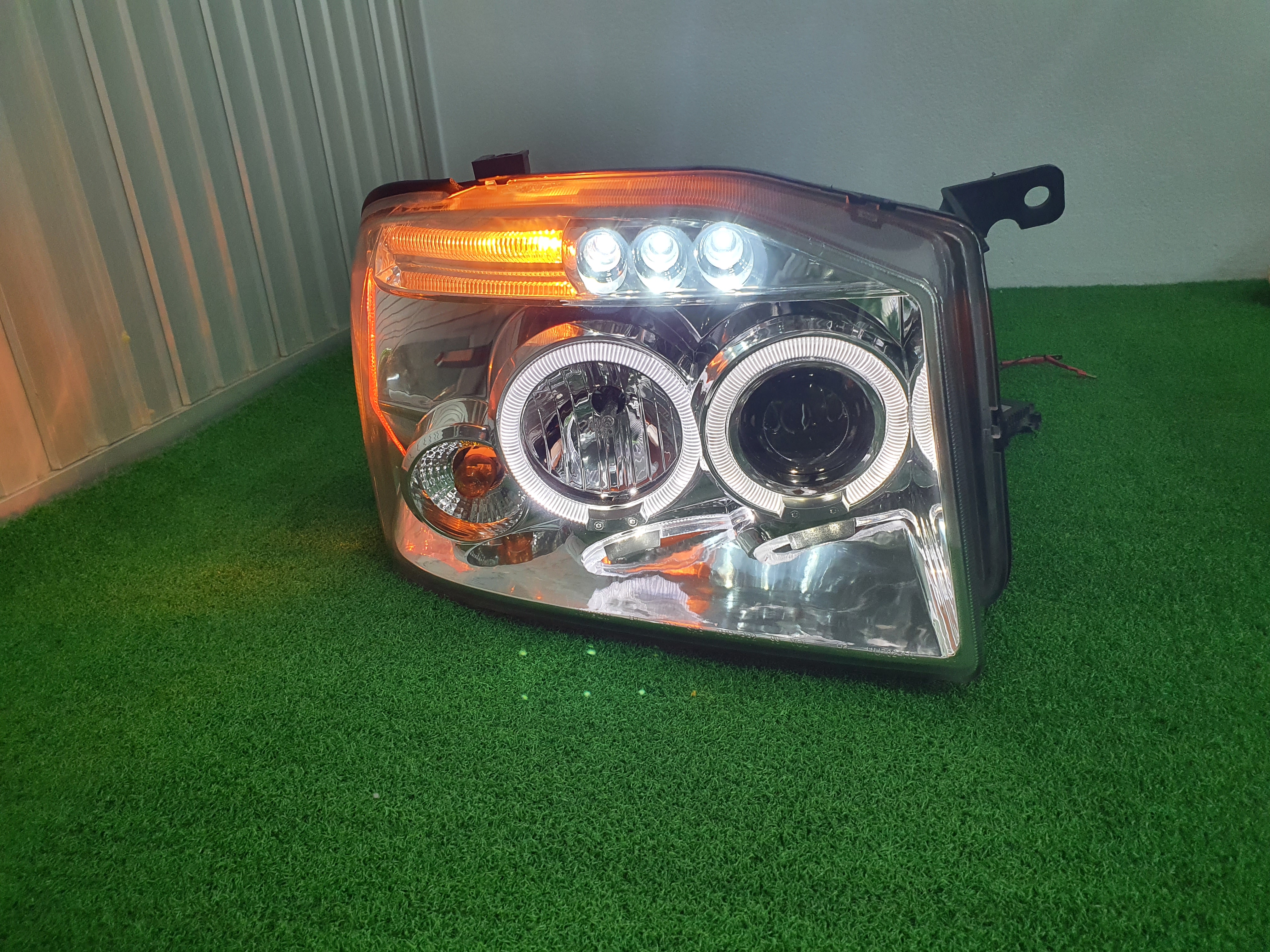 ไฟหน้าโปรเจคเตอร์ NISSAN FRONTIER D22 ไฟหน้าโปรเจคเตอร์ NISSAN FRONTIER D22