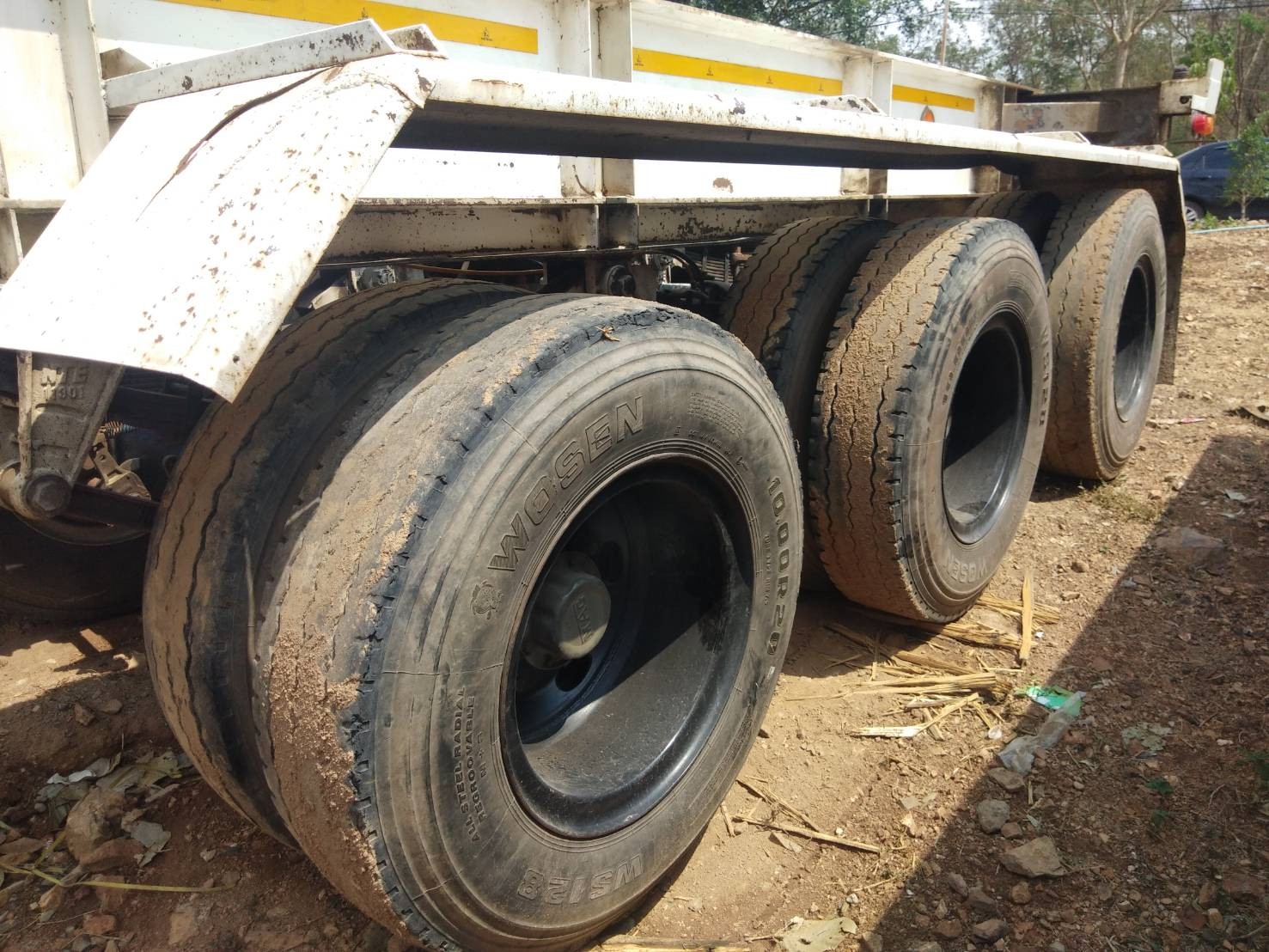 ขายหางก้าง สามเพลา TBBP (พนัส) ปี 57 ยาว 12.50 เมตร ขายหางก้าง สามเพลา TBBP (พนัส) ปี 57 ยาว 12.50 เมตร