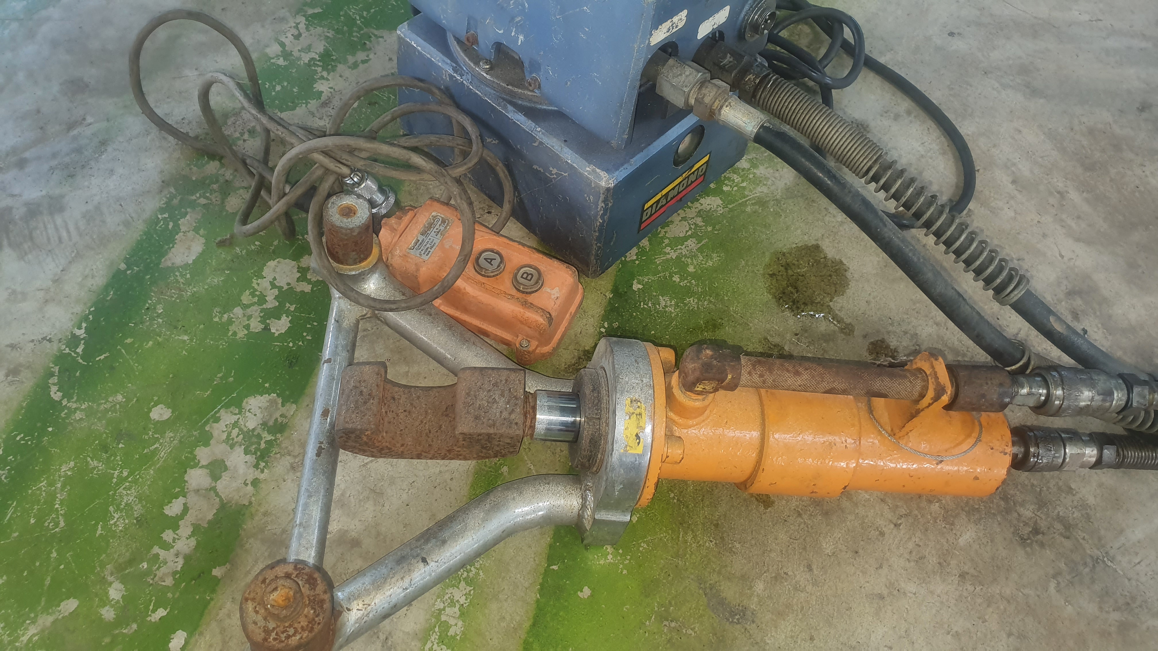 ไฟ110 v เครื่องดัดเหล็ก